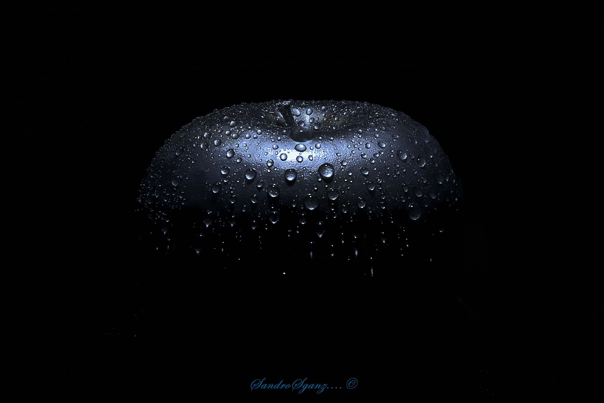 Mela blu