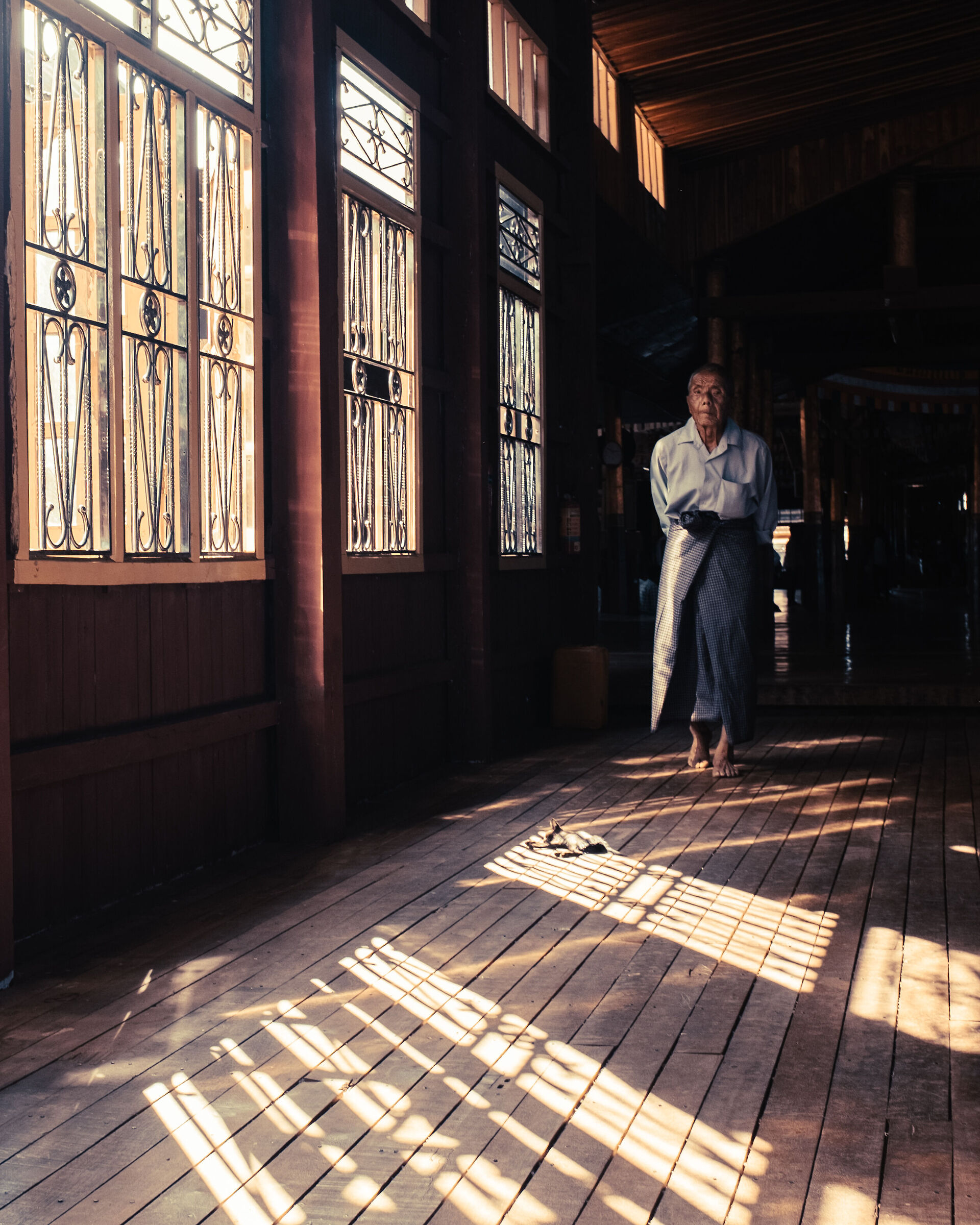 Tempio sull'inle lake