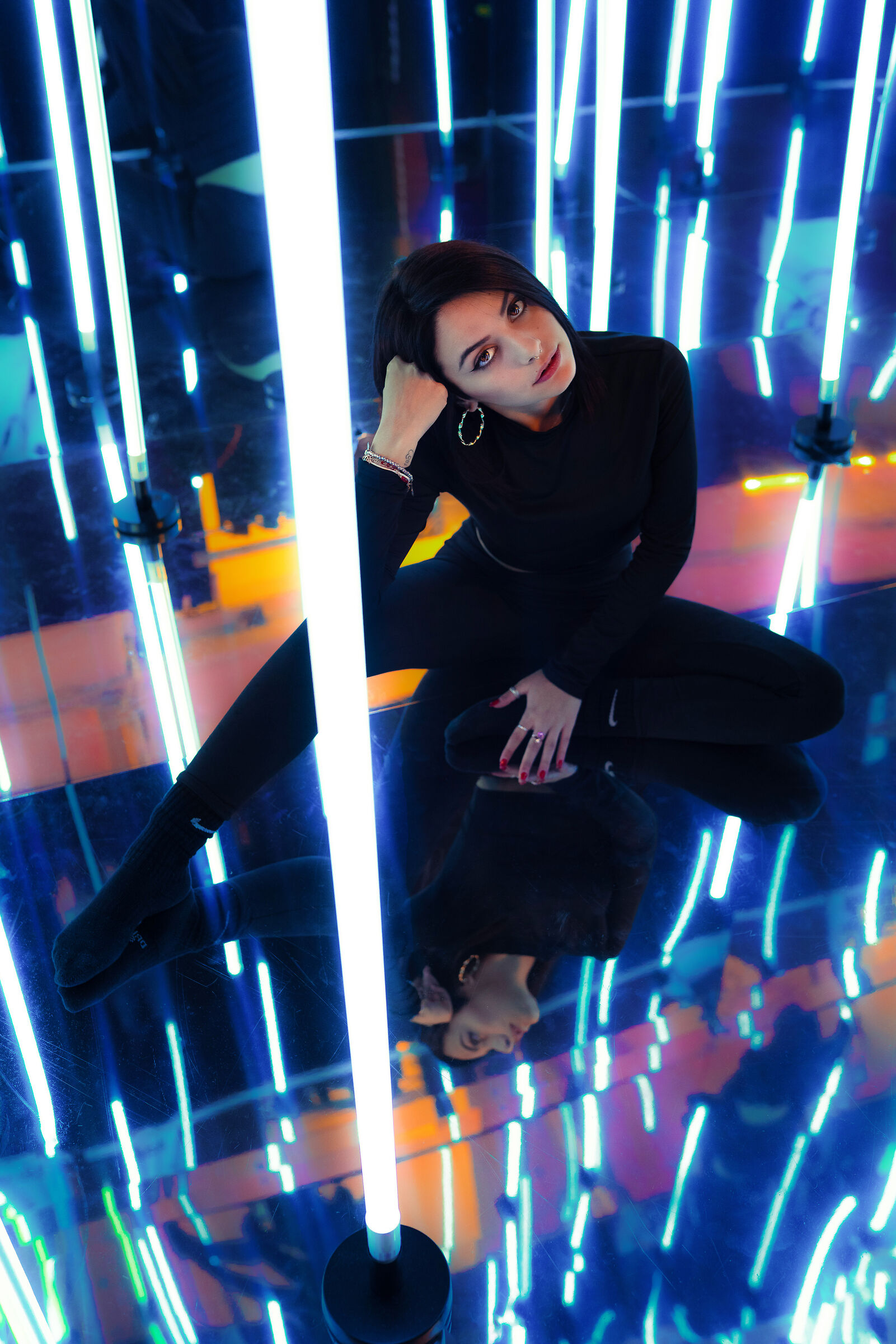 Eleonora Zars in neon