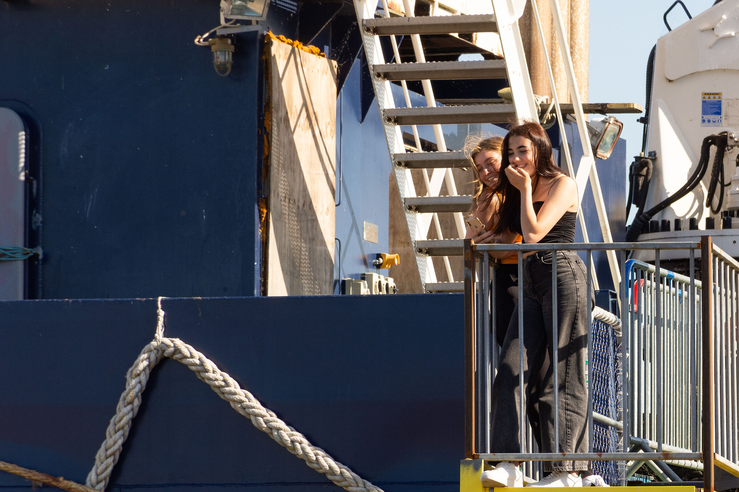 Girls waiting for sailors