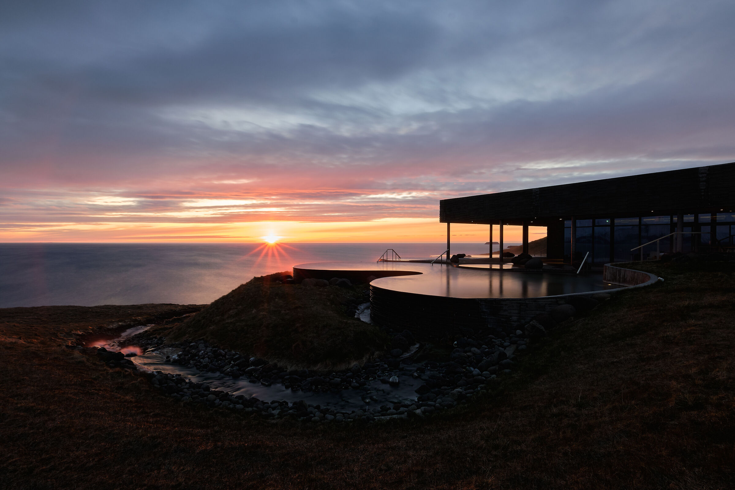 Arctic sunset at Geosea - Pt.2