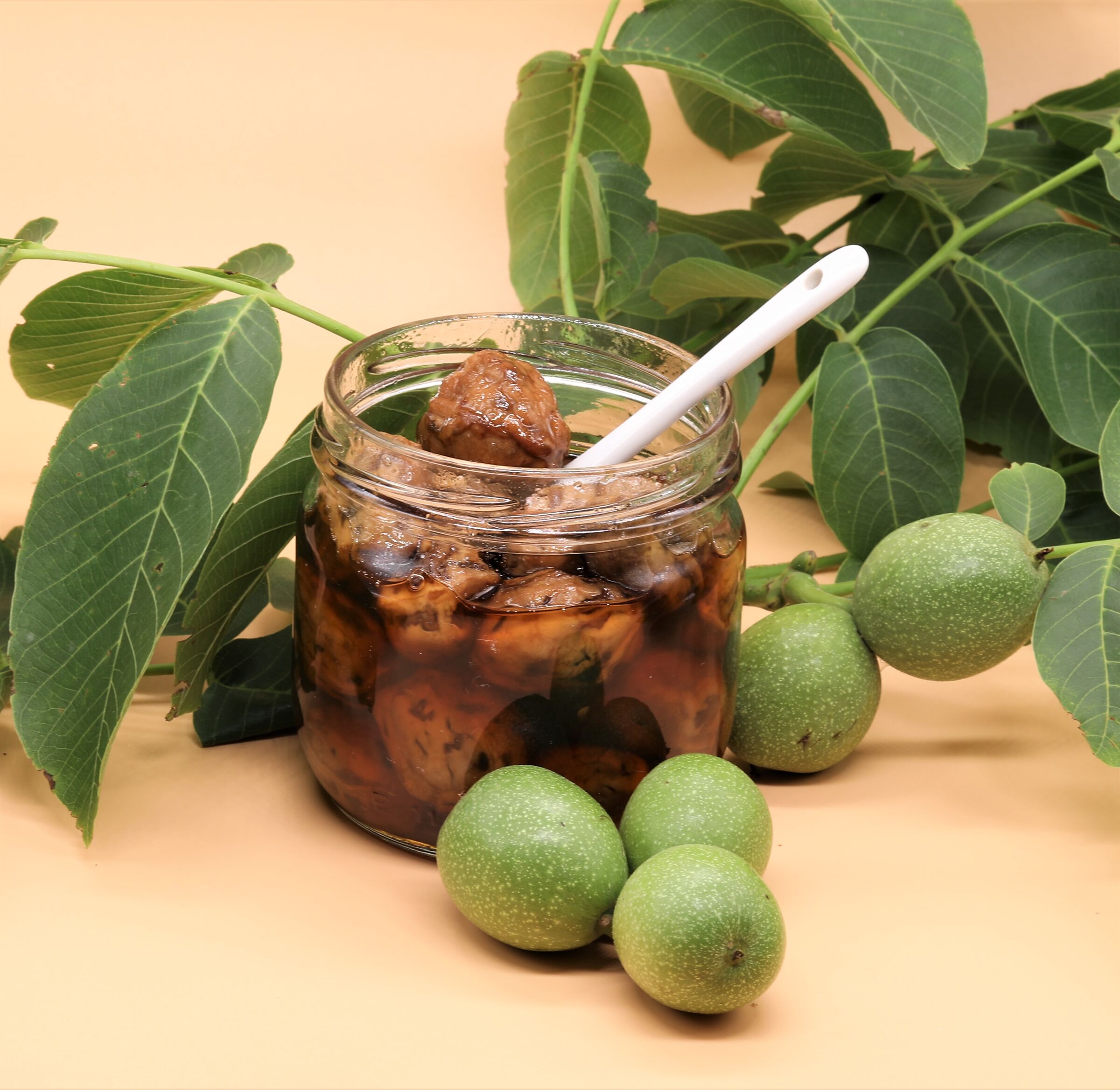 Marmellata di noci verdi