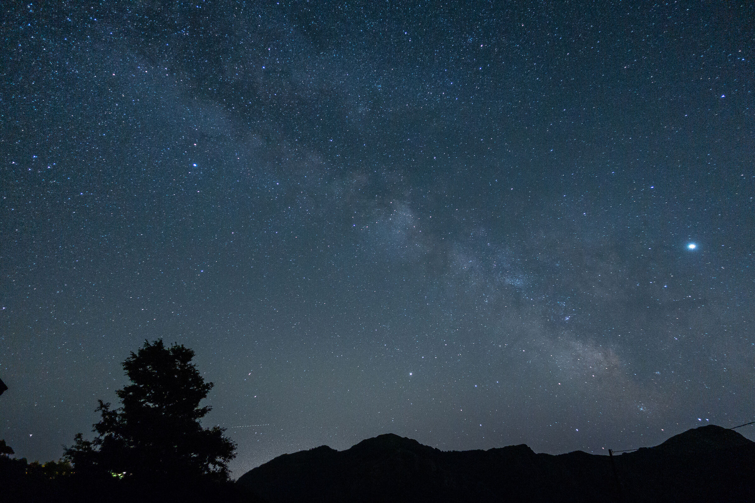 Via Lattea, Varese Ligure