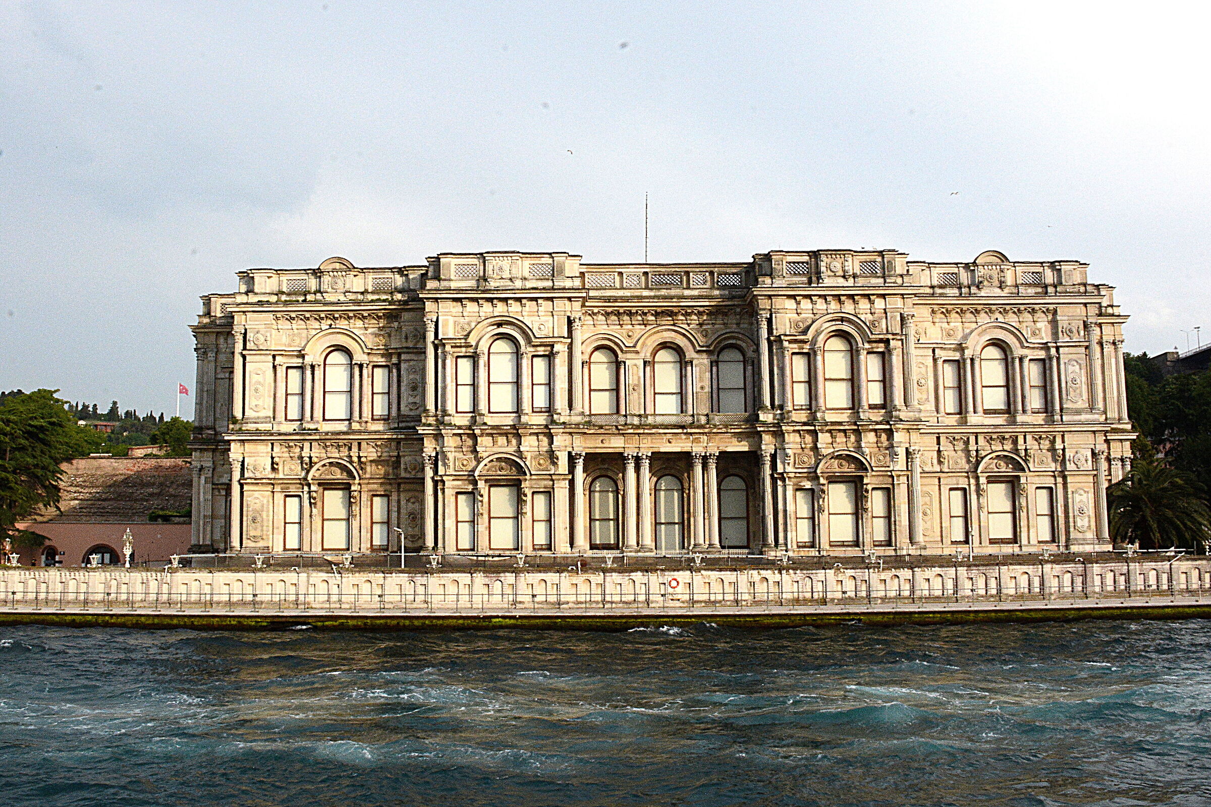 Istanbul, Palazzo Beylerbeyi