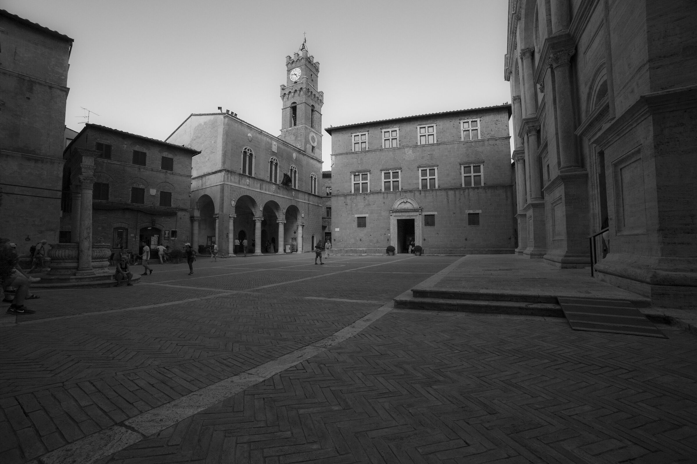 In piazza a Pienza