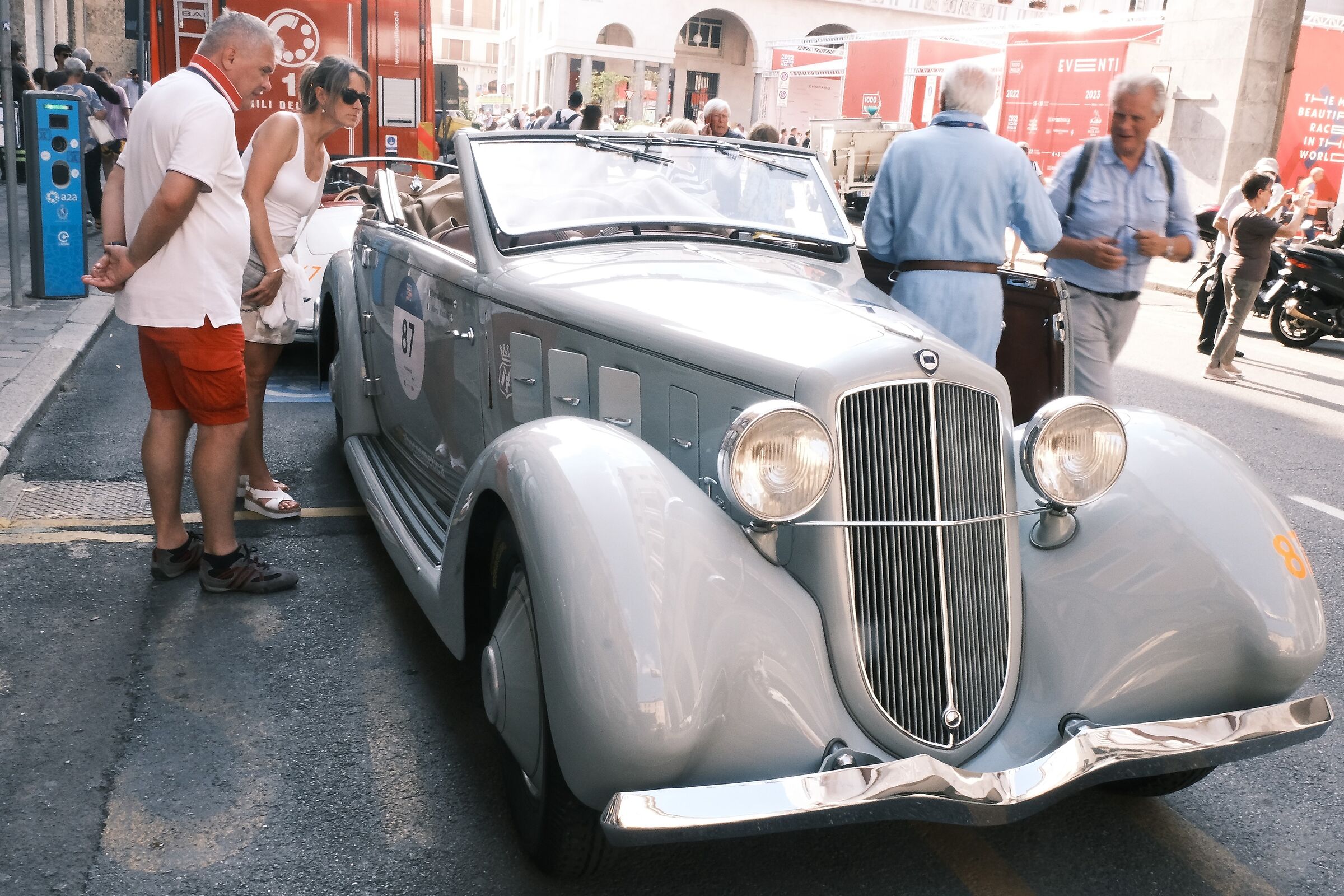 1000 Miles '22 Lancia convertible