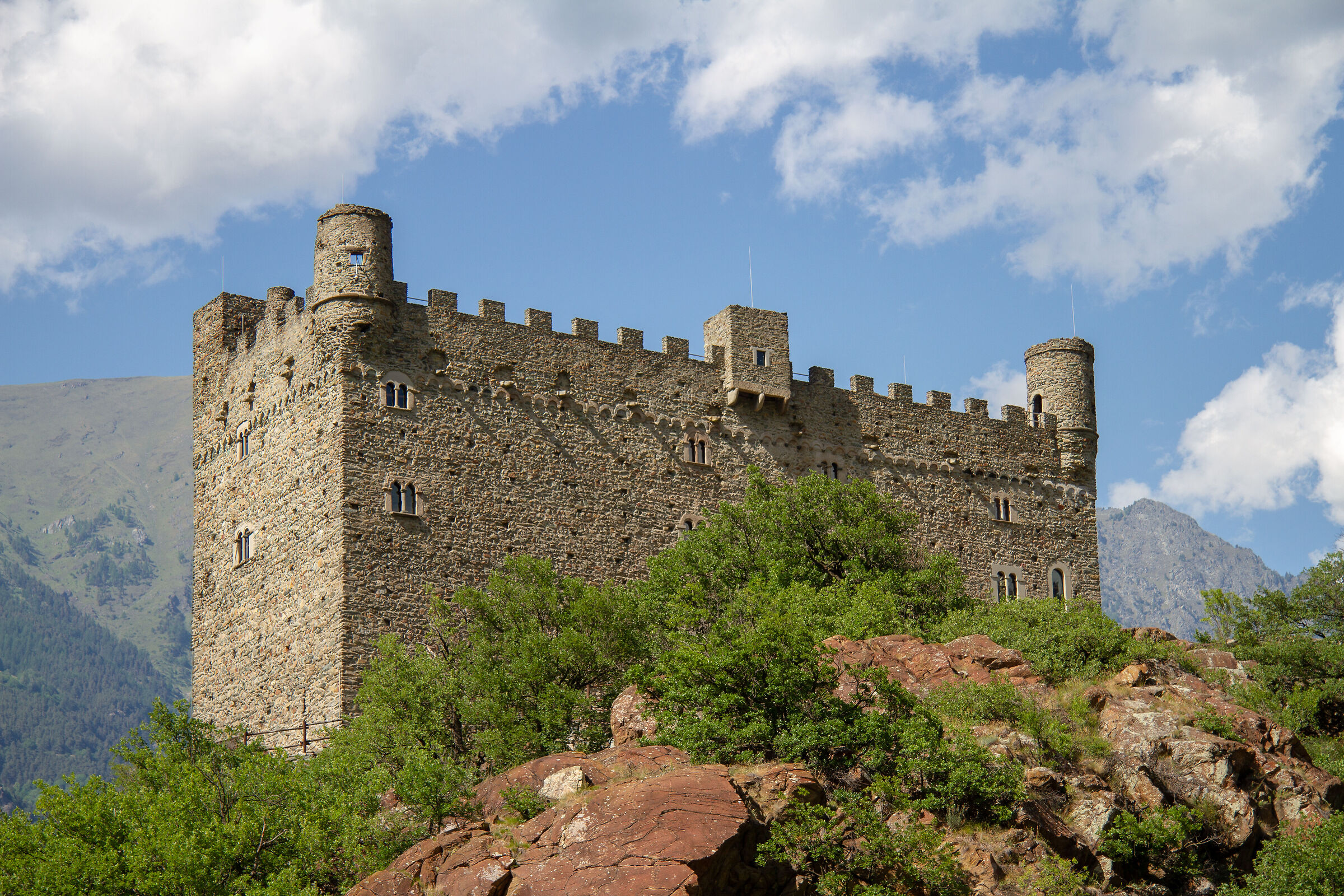 Ussel Castle