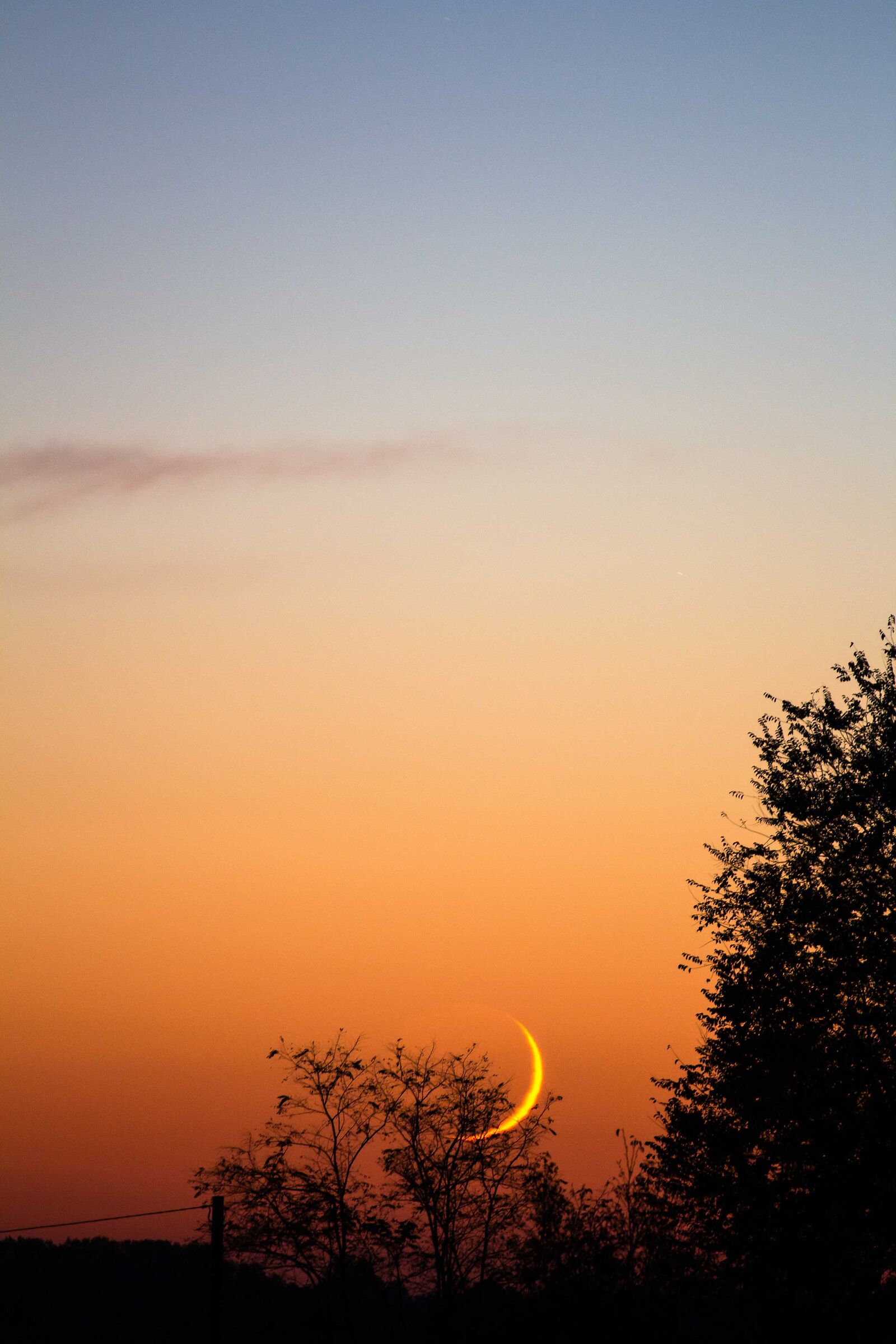 Moon at Sunset 5%