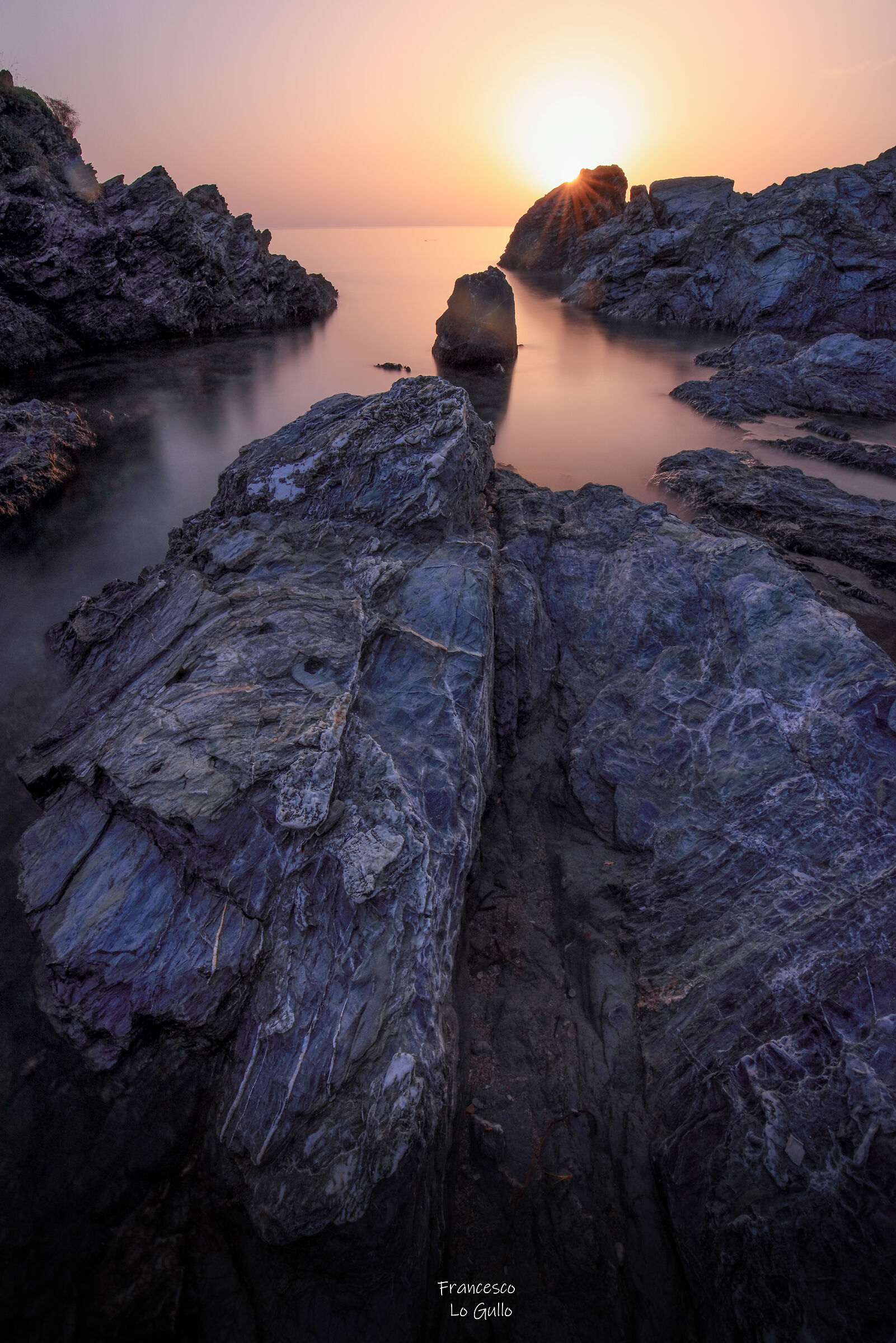Tramonto nella scogliera