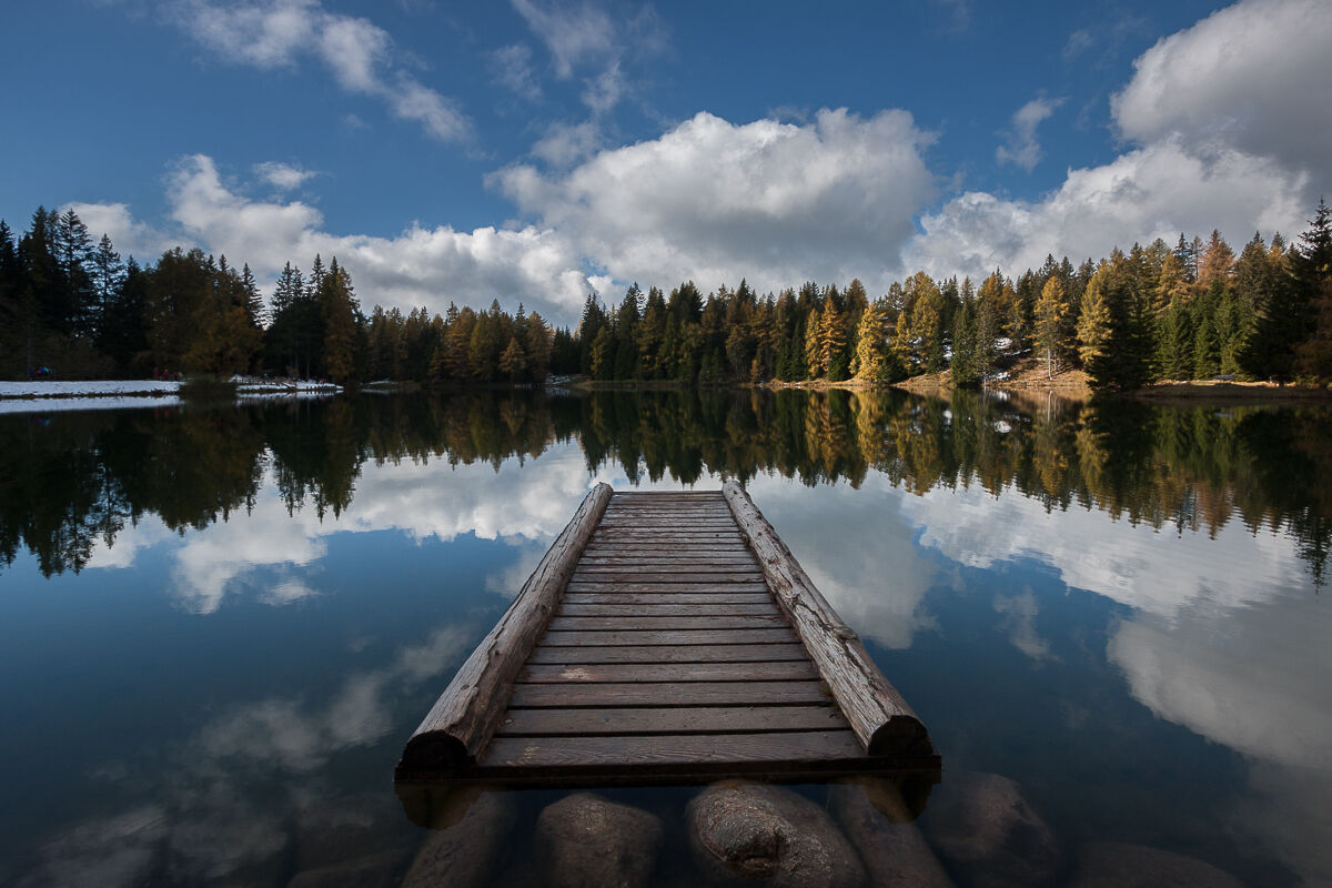 On the border lake ...