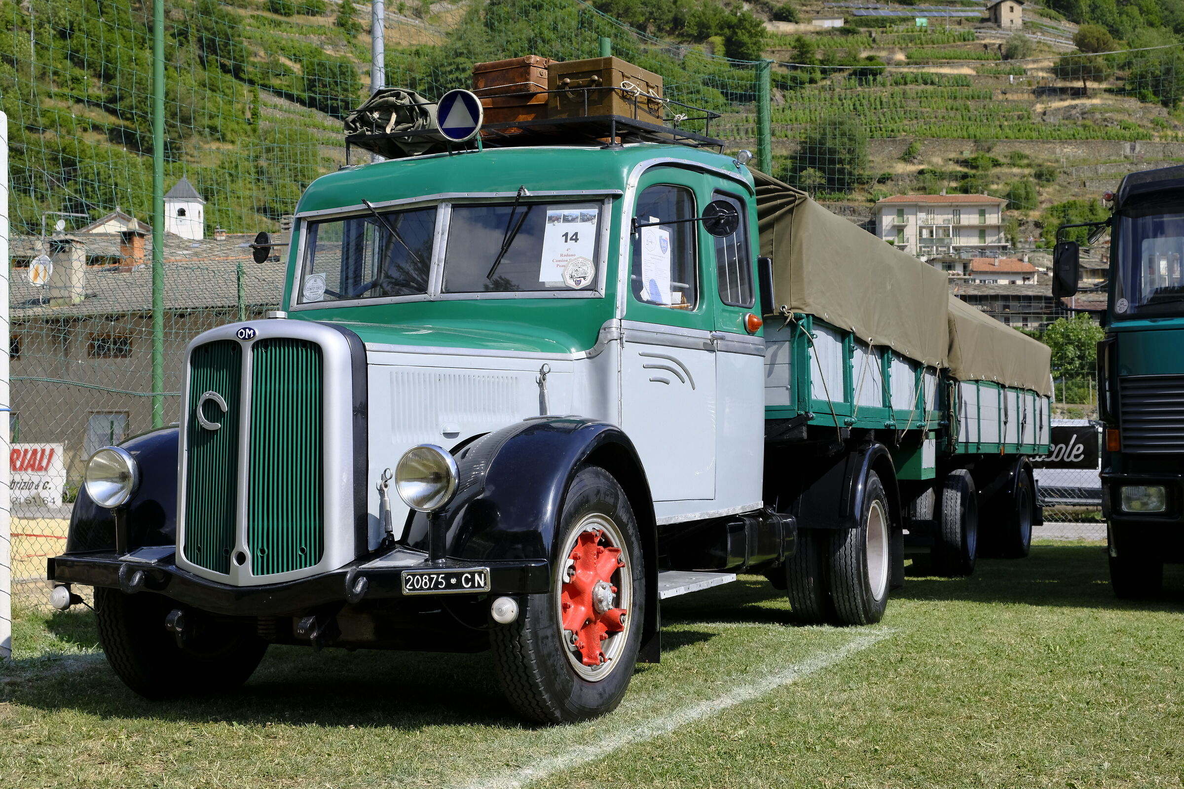 Vintage trucks OM