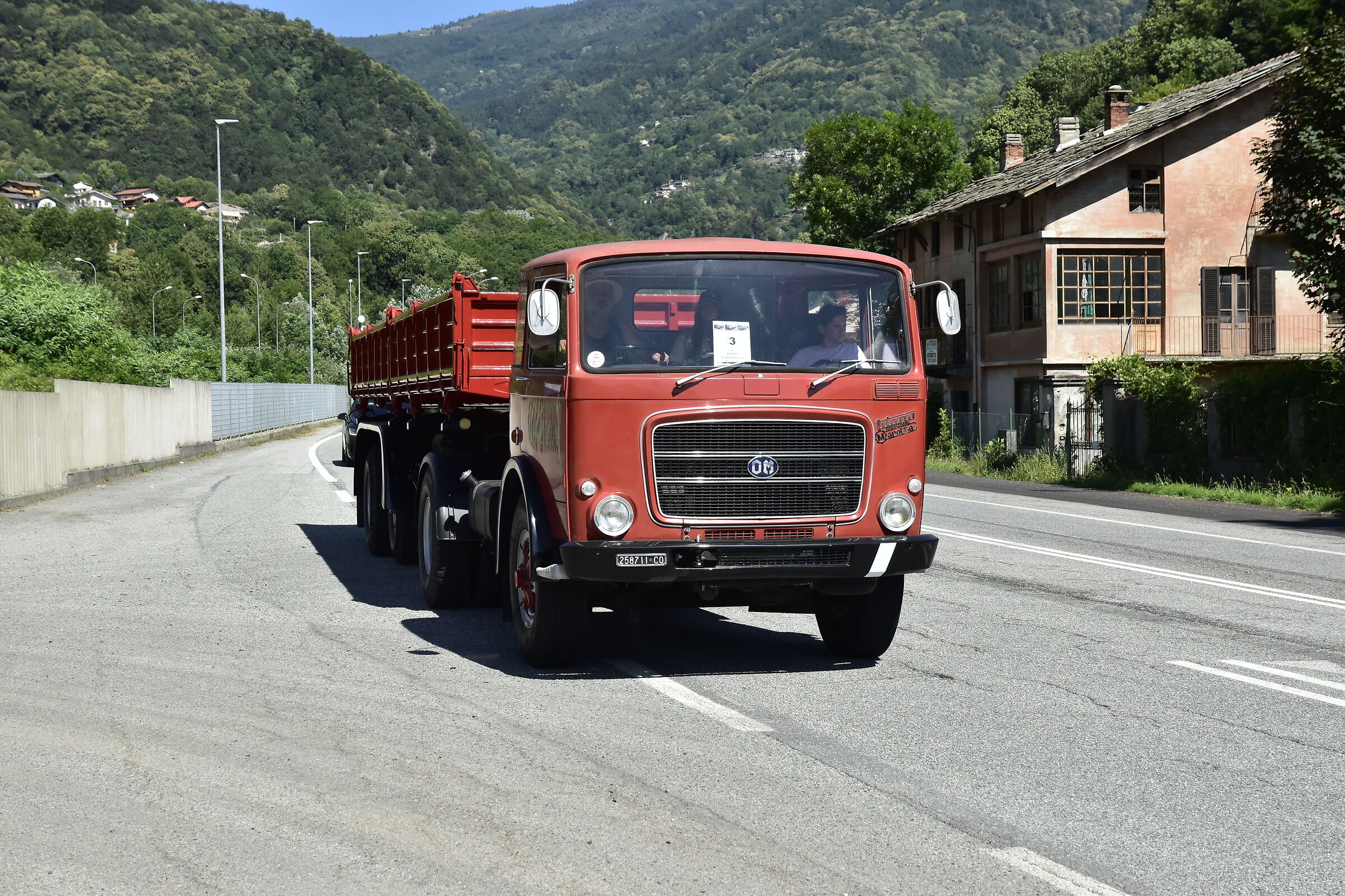 Vintage trucks OM