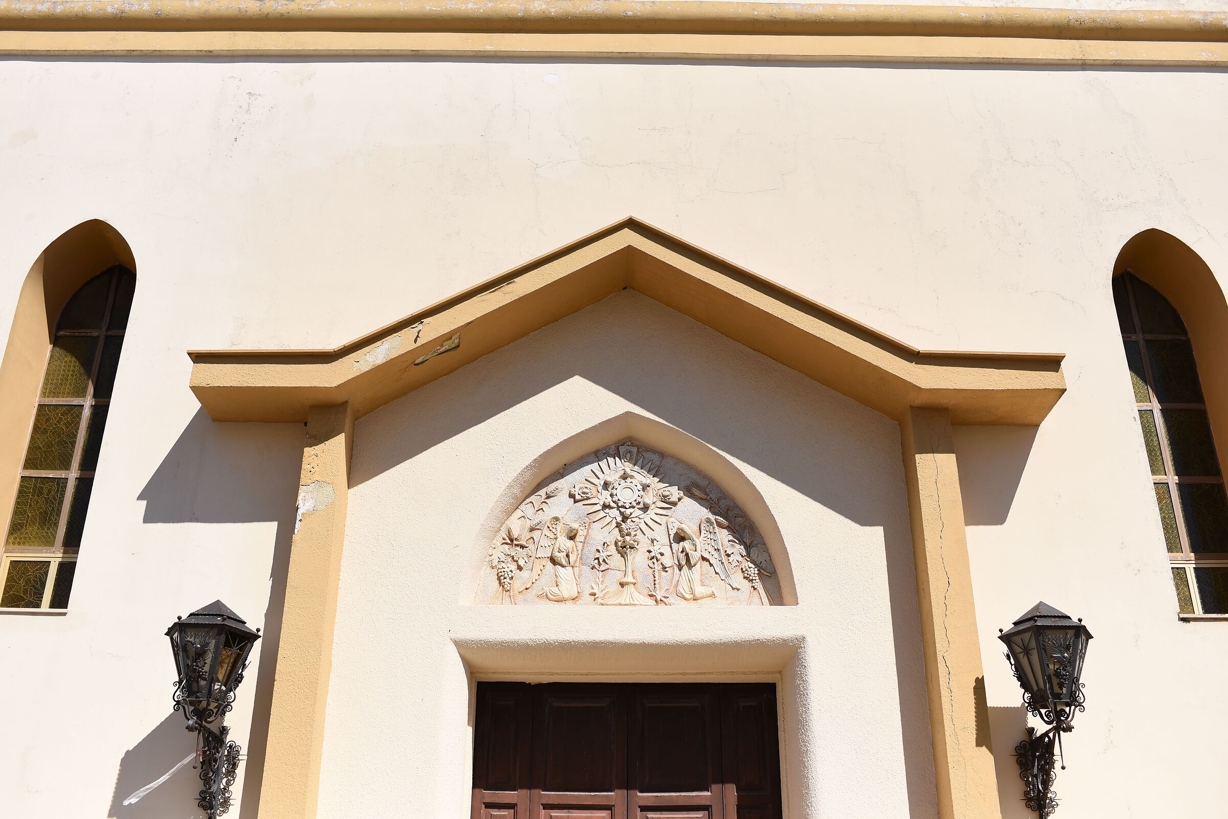 F. 3.3, 1/ 4.0 0 0, ISO 125- Tamron 35, 1.4 Di Usd