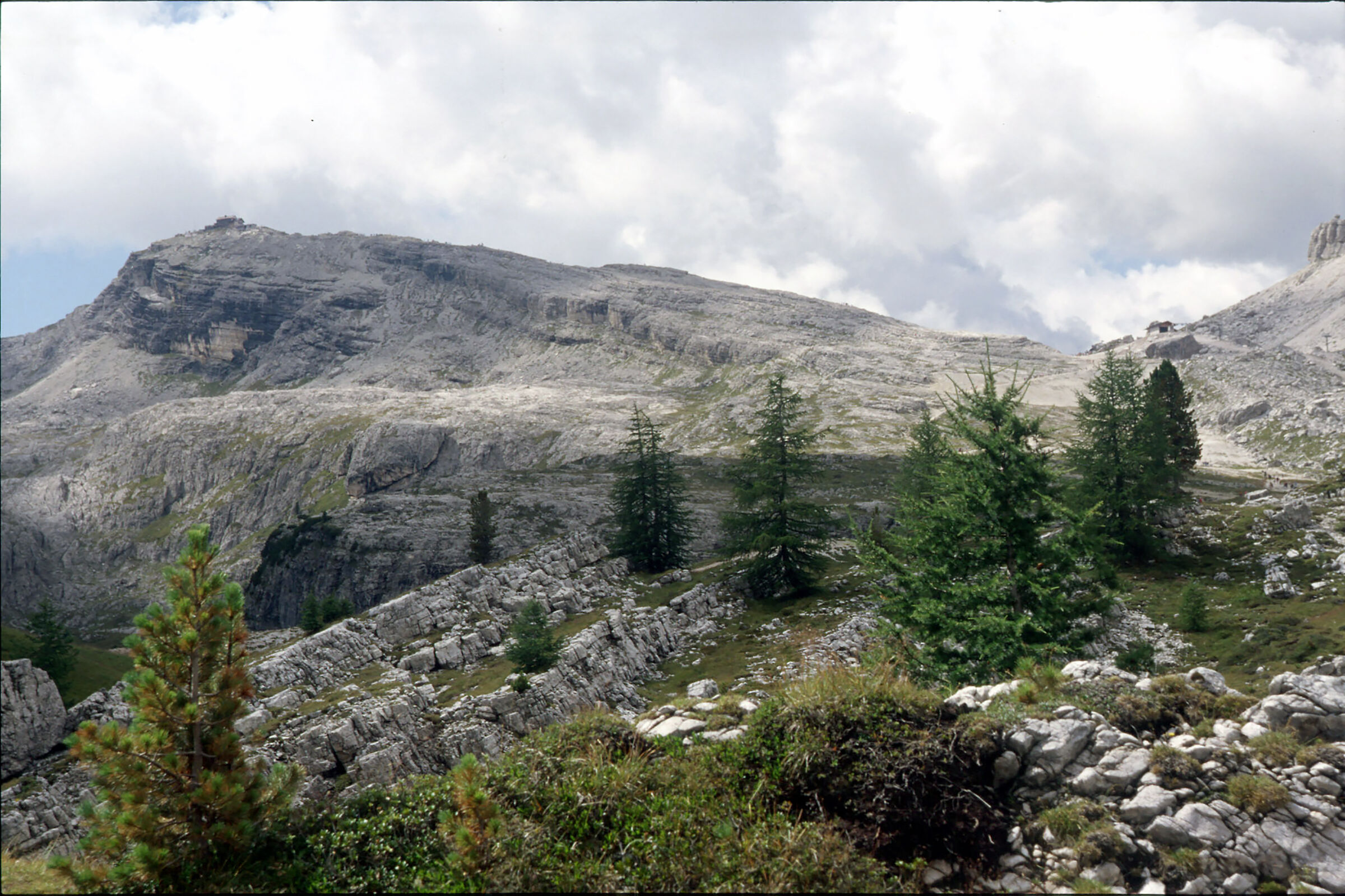 Averau and Nuvolau refuges