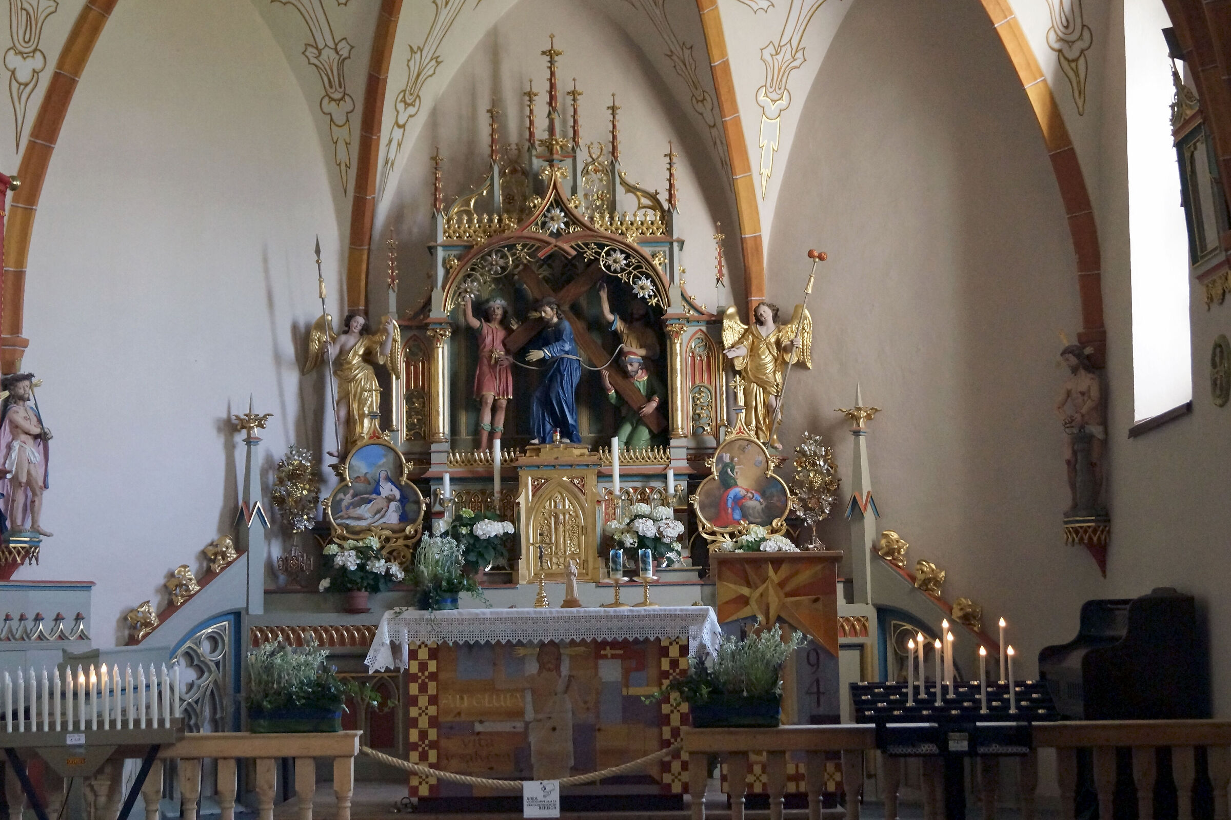 Chiesetta di S. Croce - interno