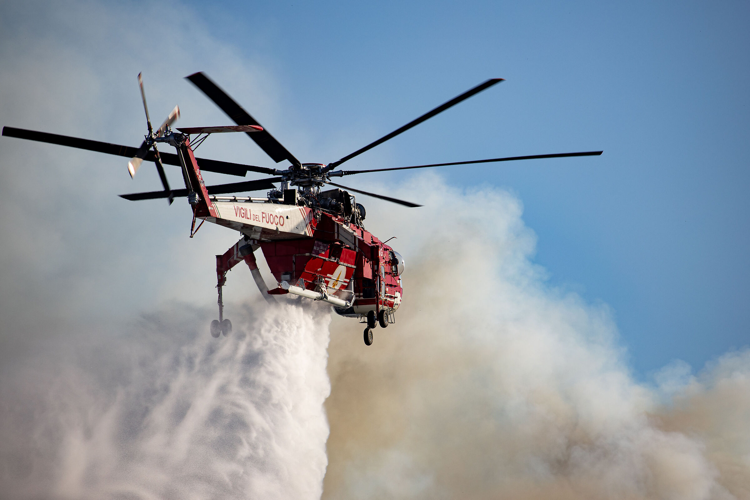 Erickson Air Crane S-64 in azione