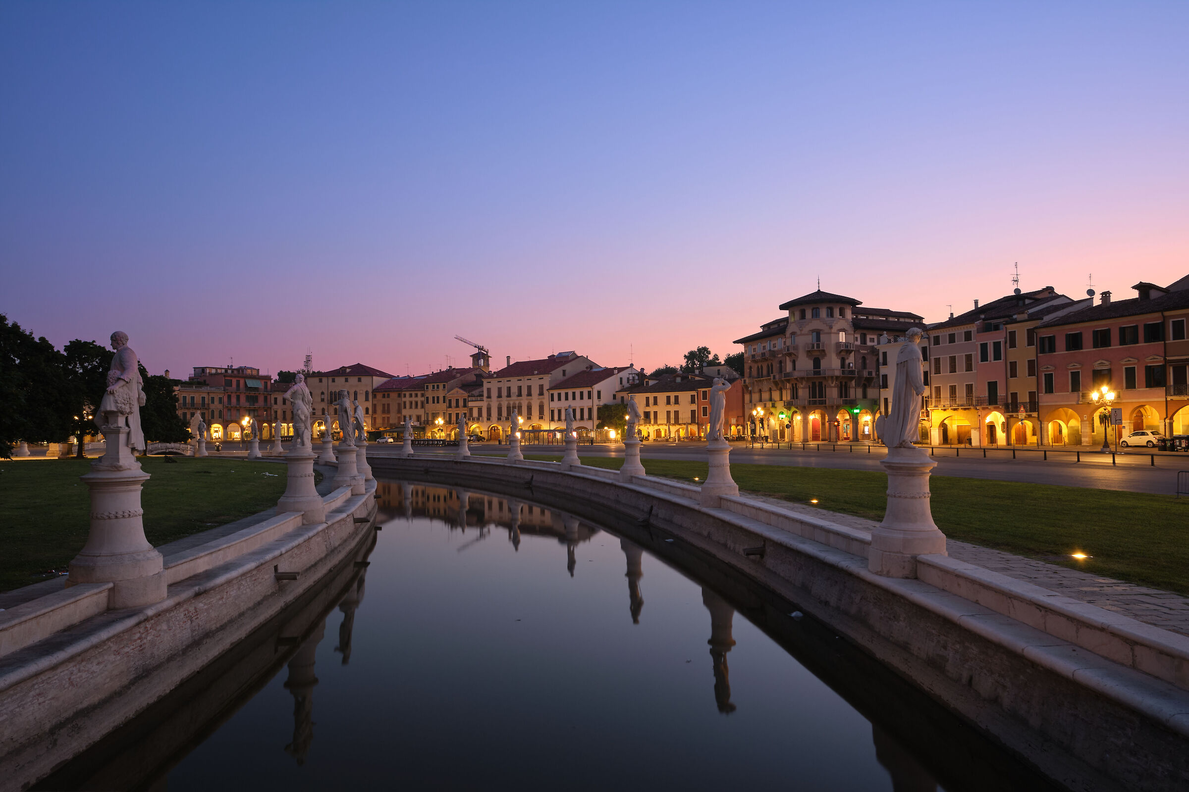 Alba in Prato della Valle Padova