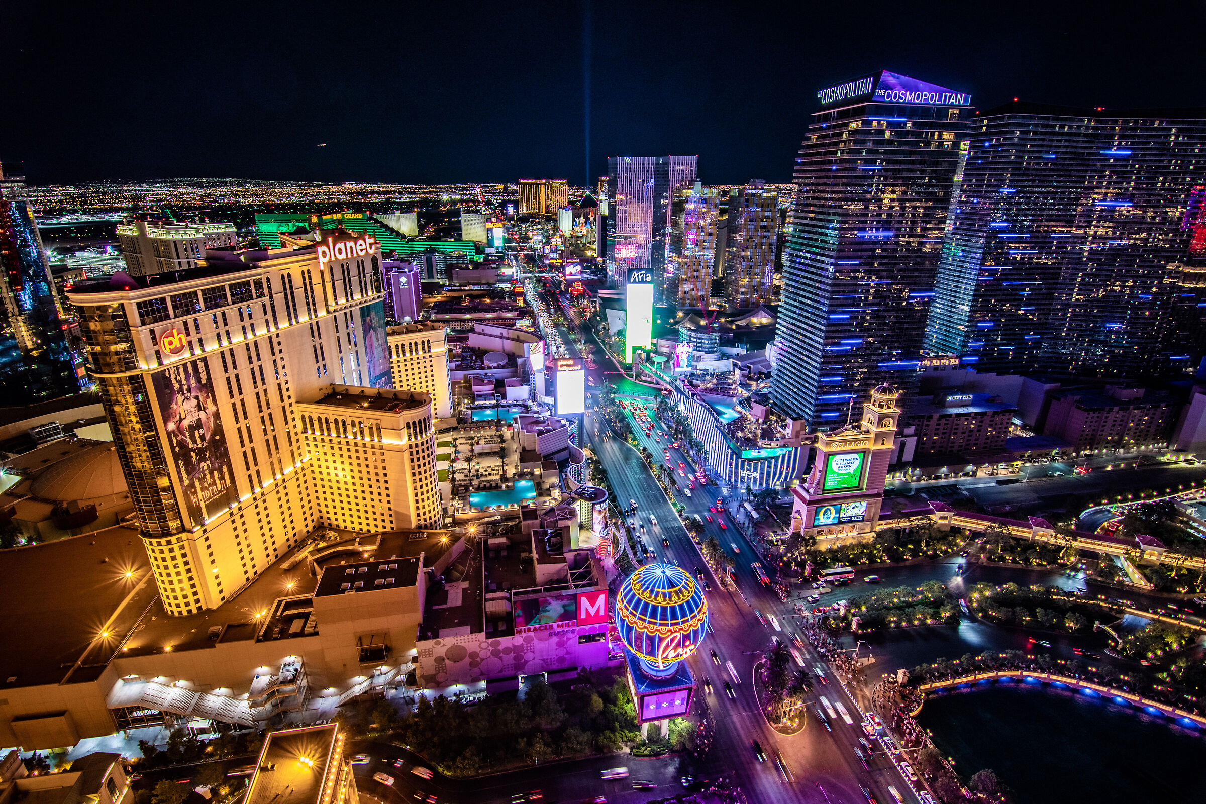 Le luci di Las Vegas dalla Torre Eiffel