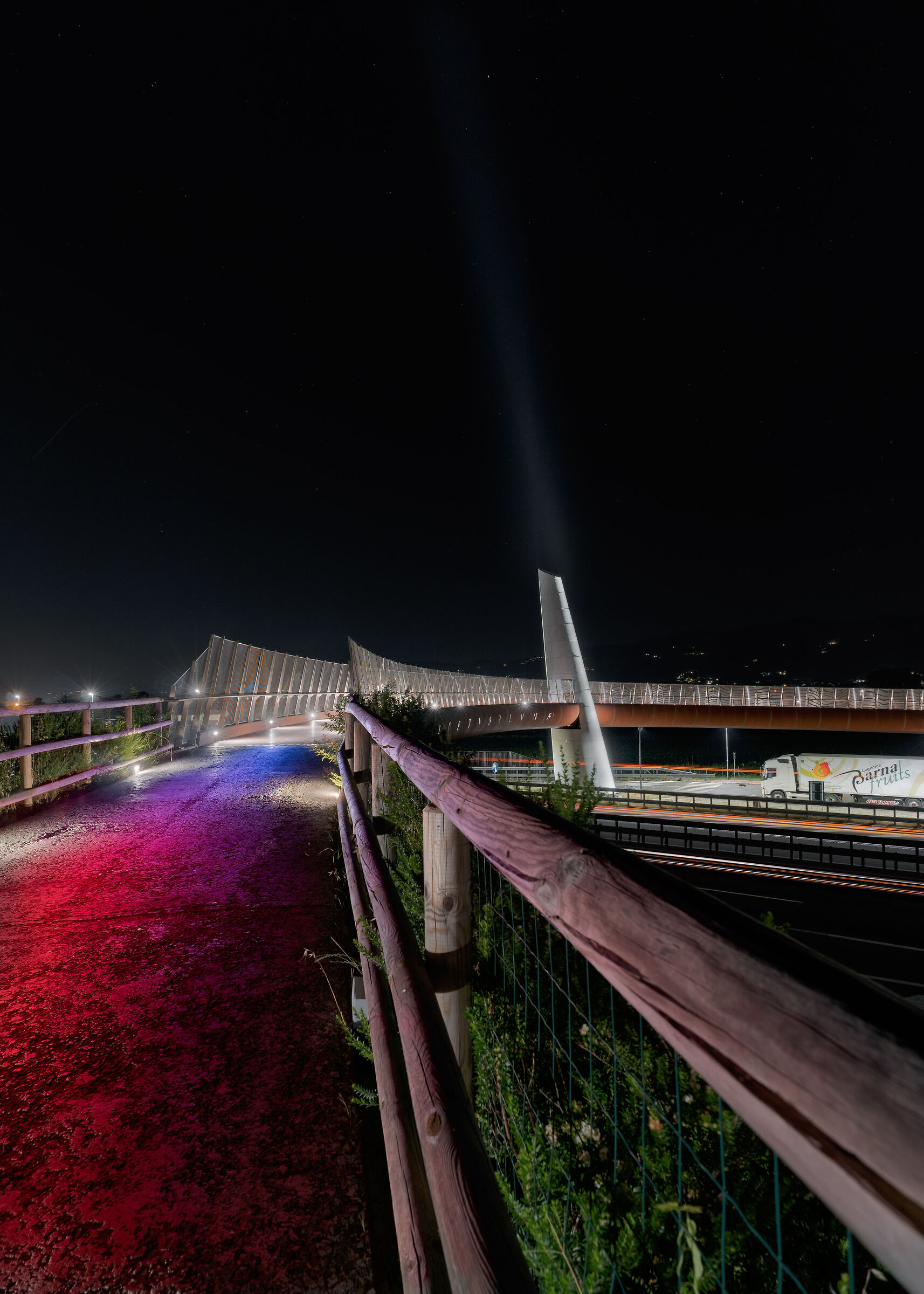 Lunae Bridge