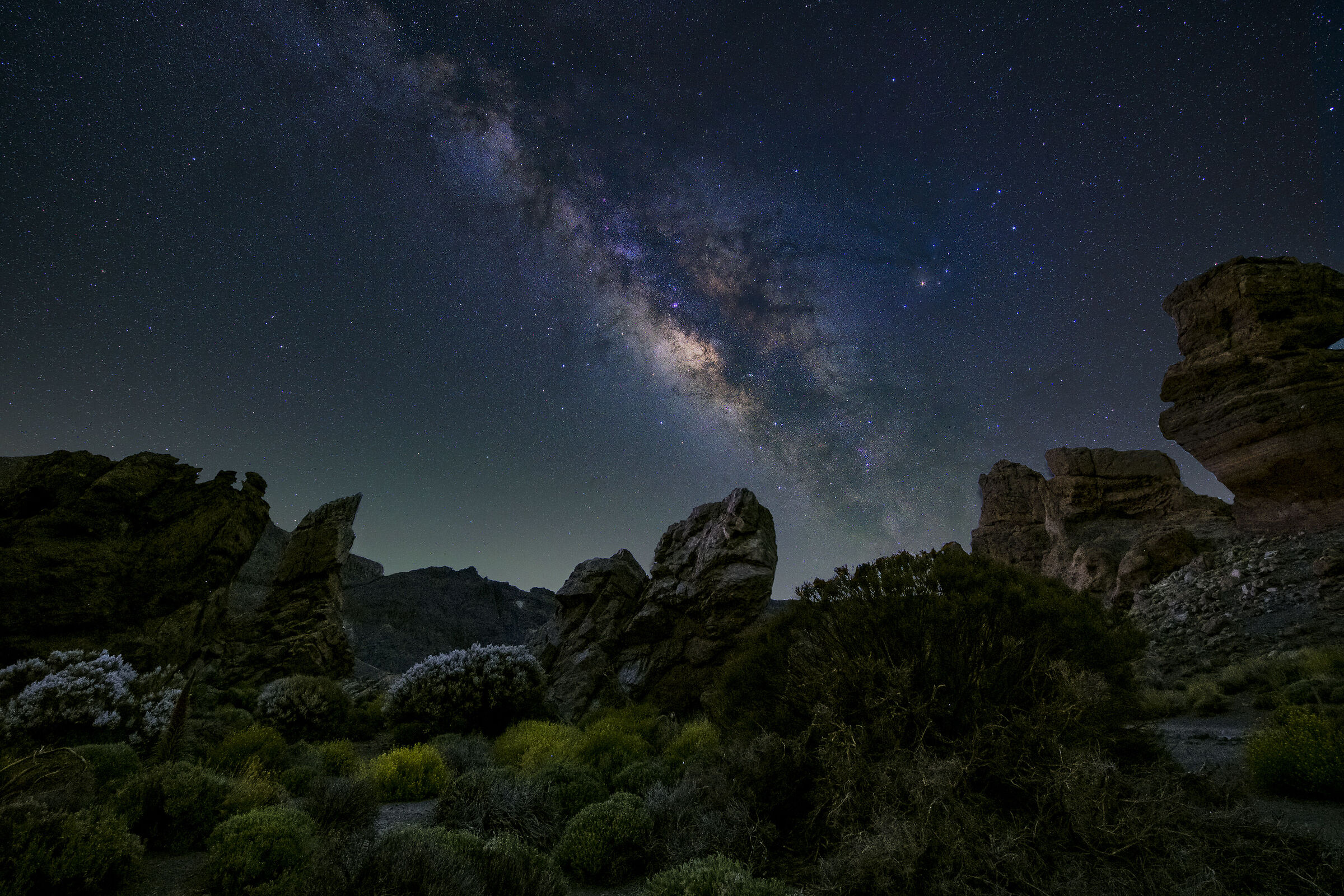 Las Rocas and the Milky Way
