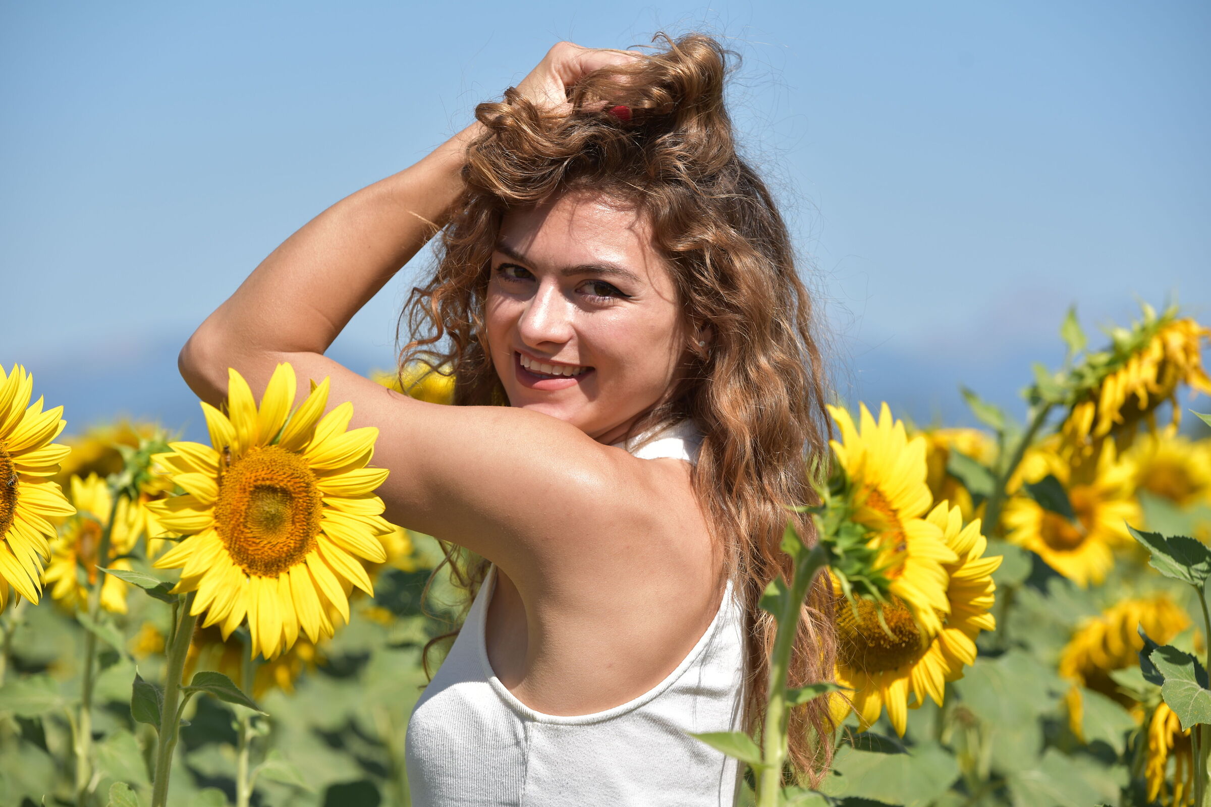 3 Deby in the middle of sunflowers