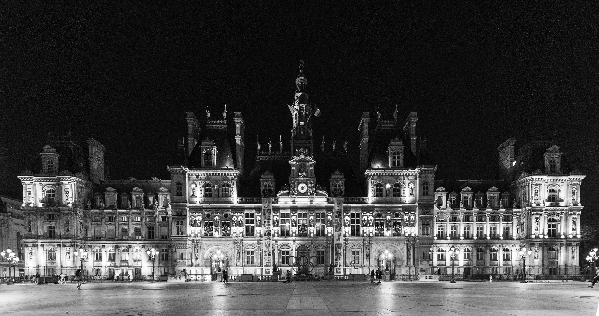 Hotel De Ville