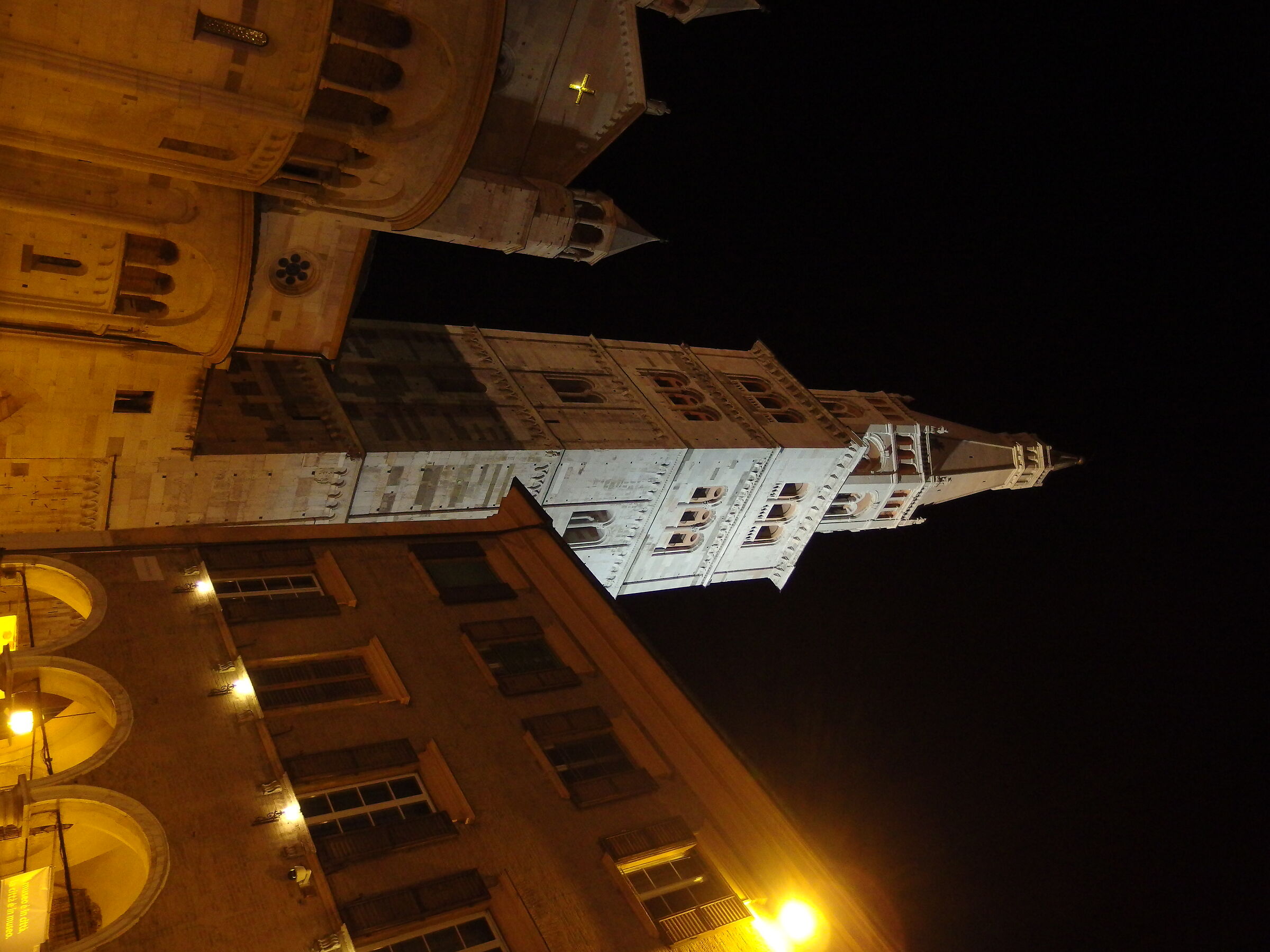 And at night stands the Ghirlandina