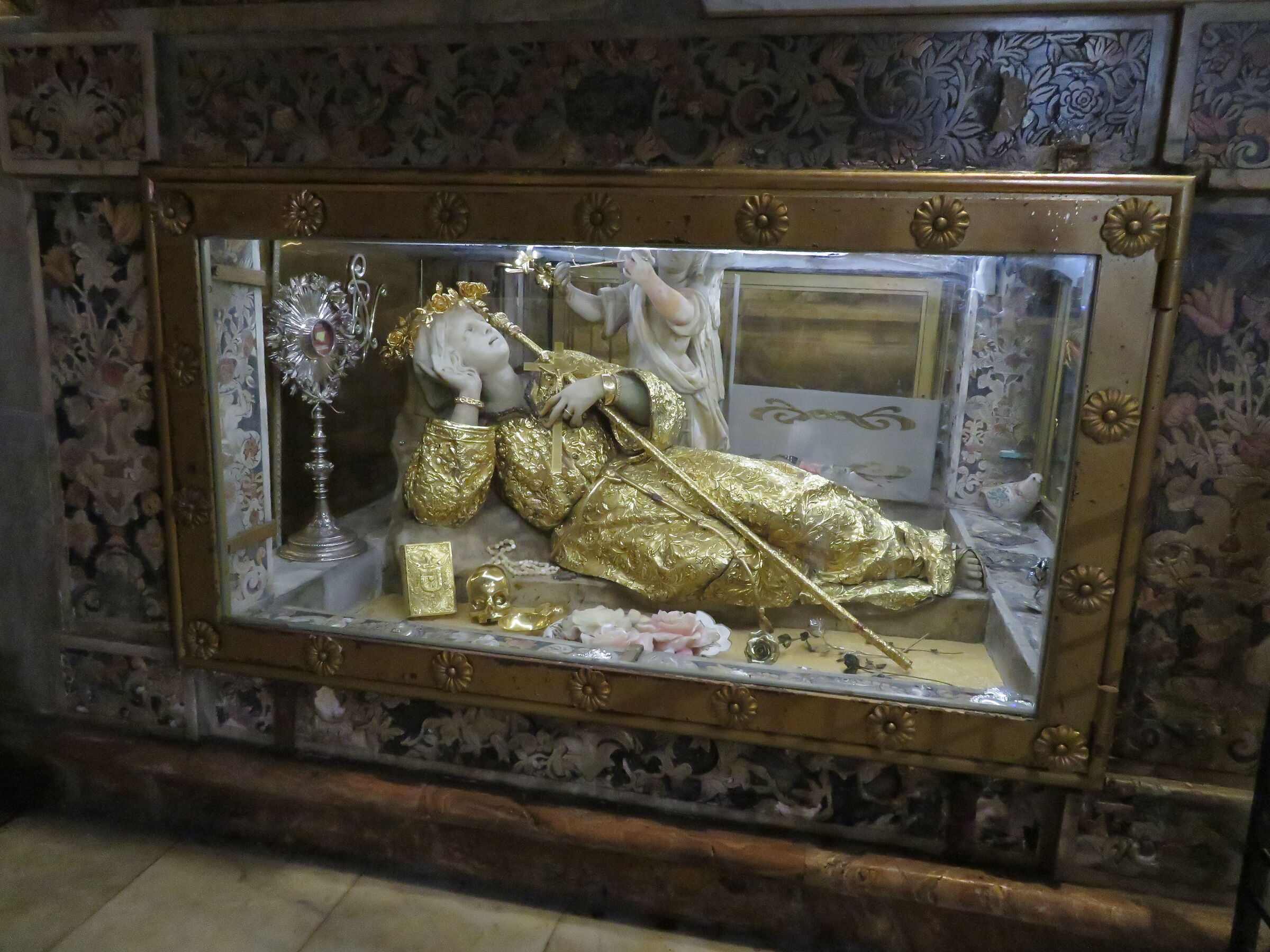 Palermo: Sanctuary of Santa Rosalia-Statue with relics