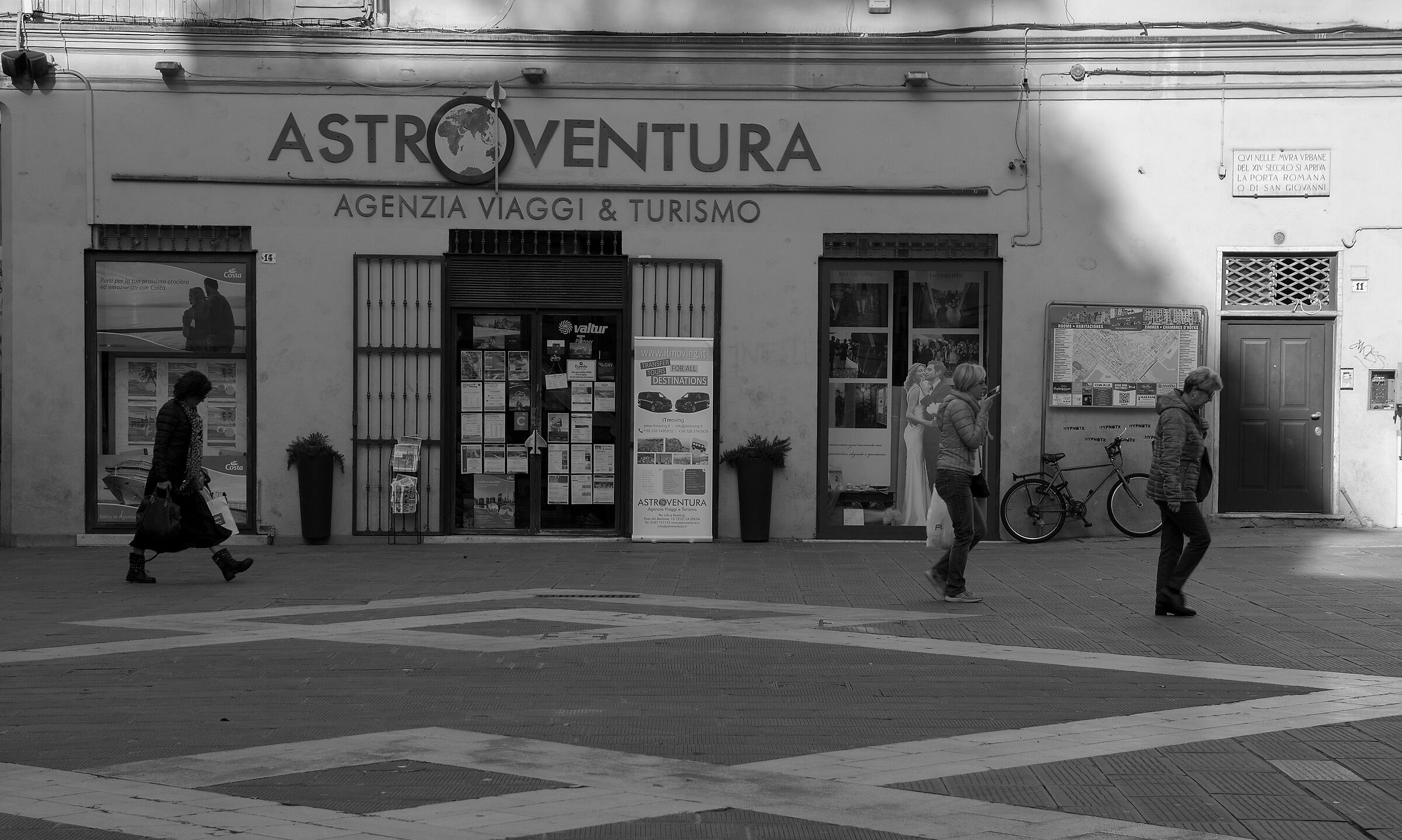 Spice in Black and White 2