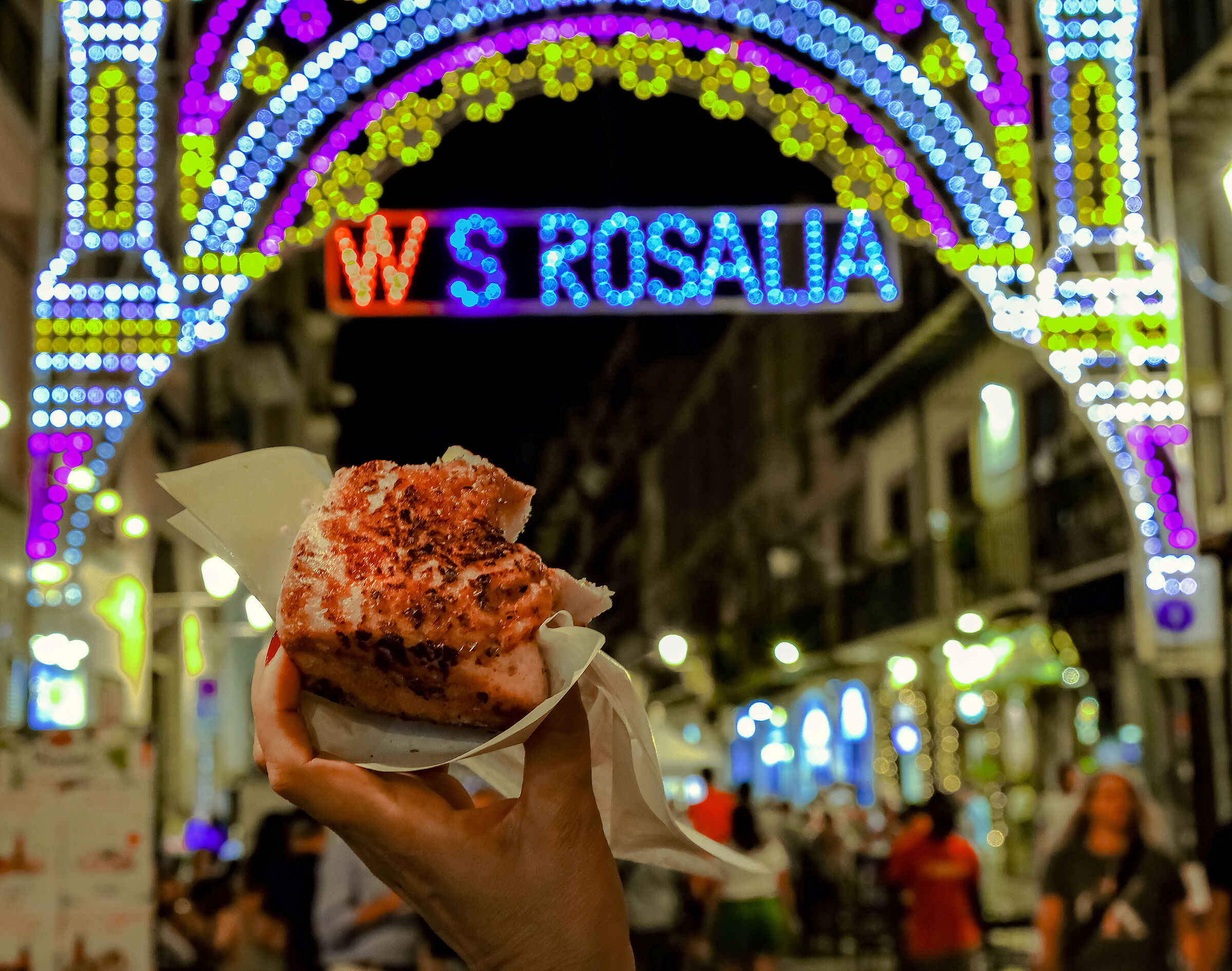 il "festino"  U'sfinciuneddu