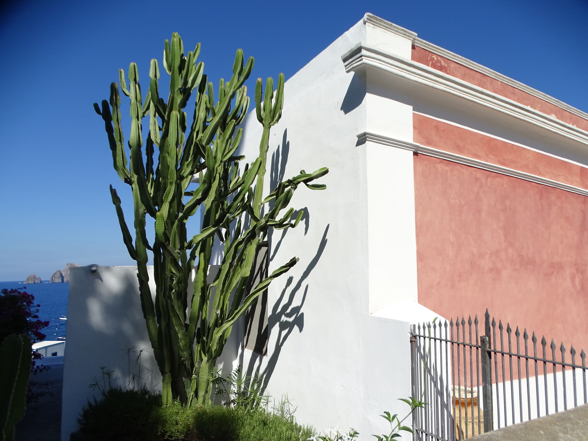 glimpse of Panarea