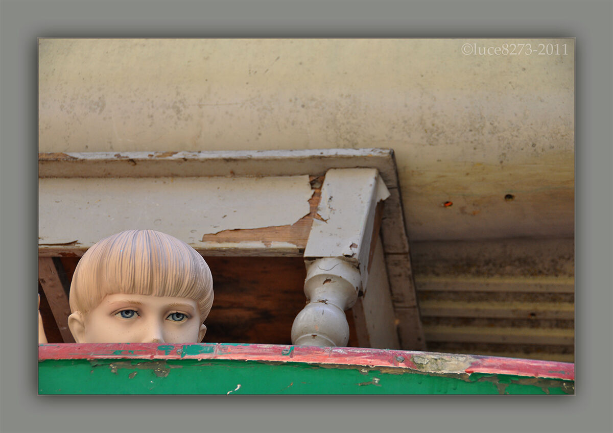 Nel buio sottoscala di un palazzo veneziano ...