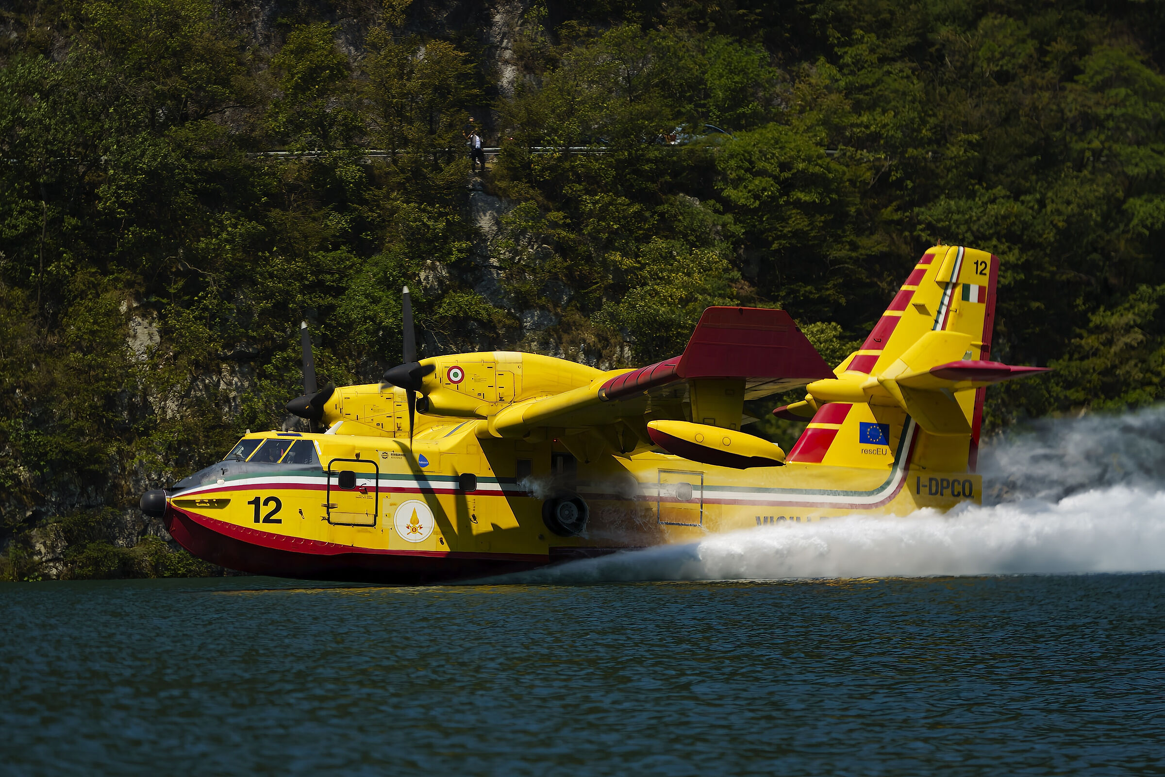 Canadair in azione