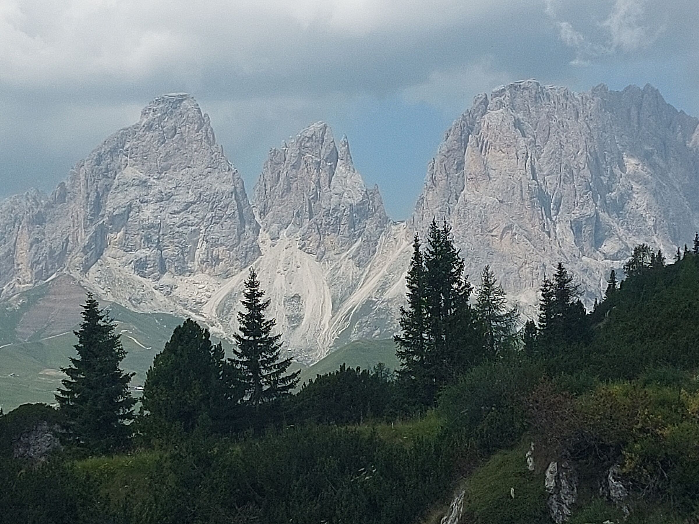 Sassolungo and sassopiatto near Passo Sella