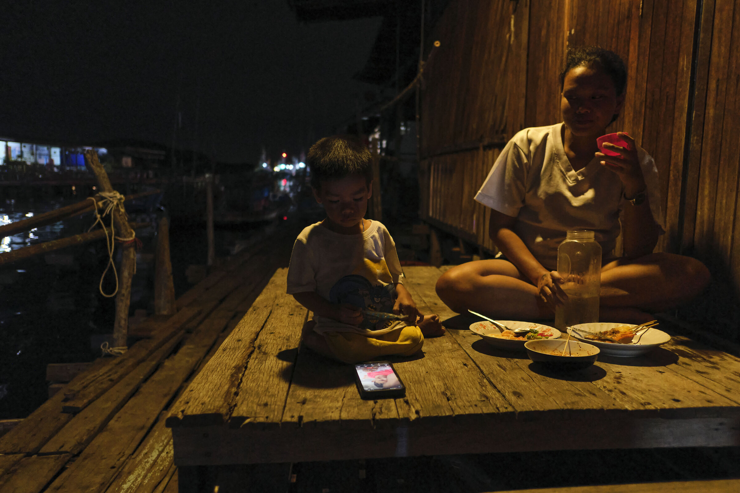 Ora di cena al vecchio molo
