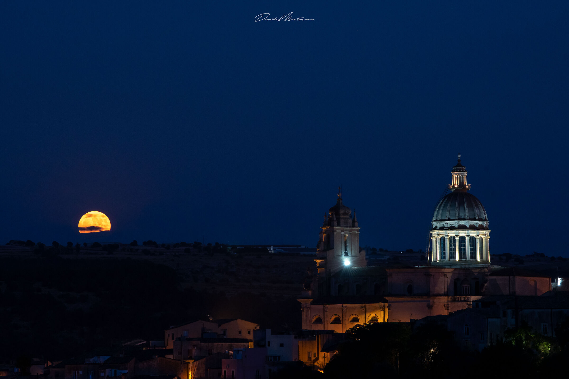 Moon on Ibla - 2