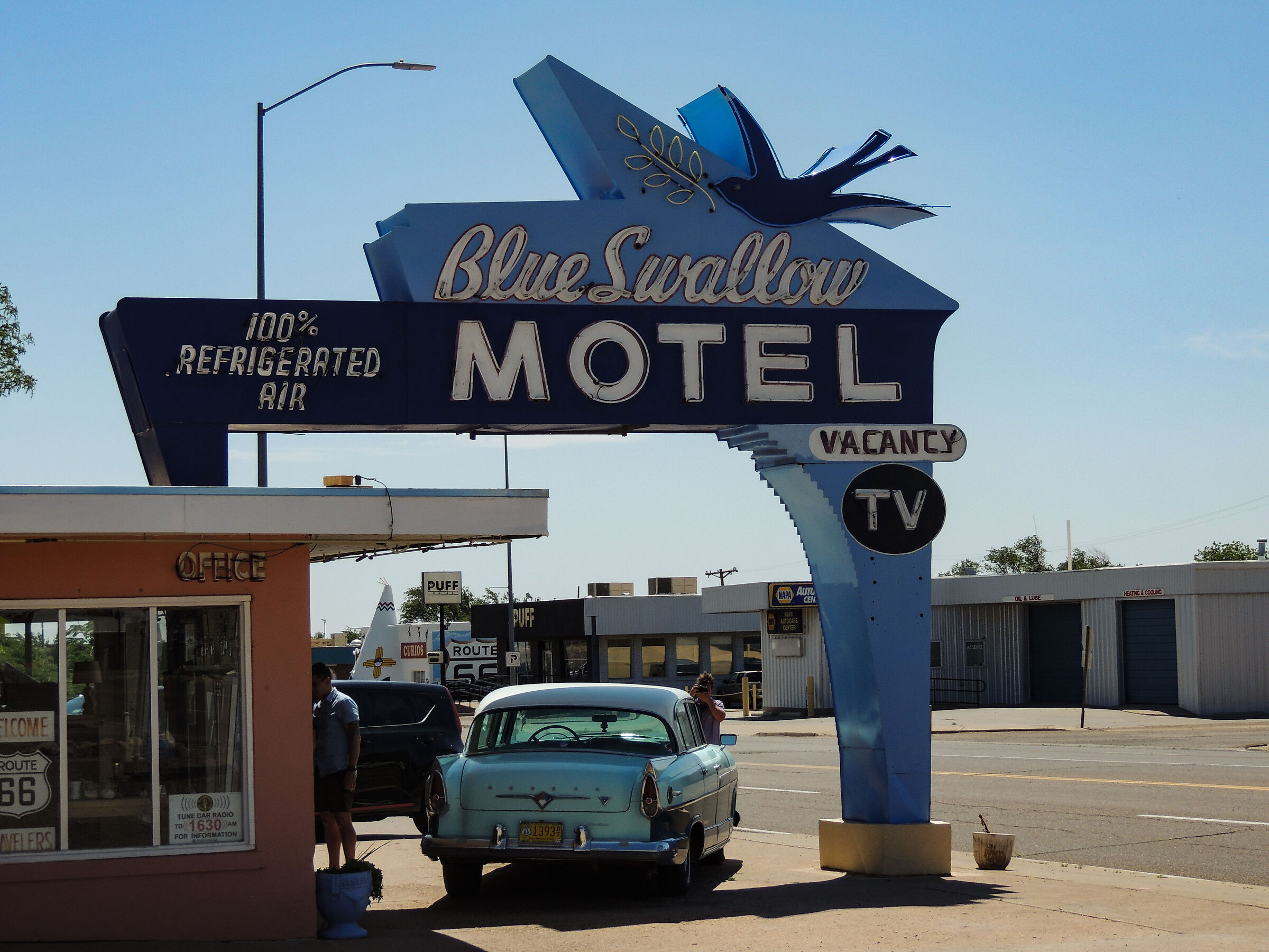 Blue Swallow Motel