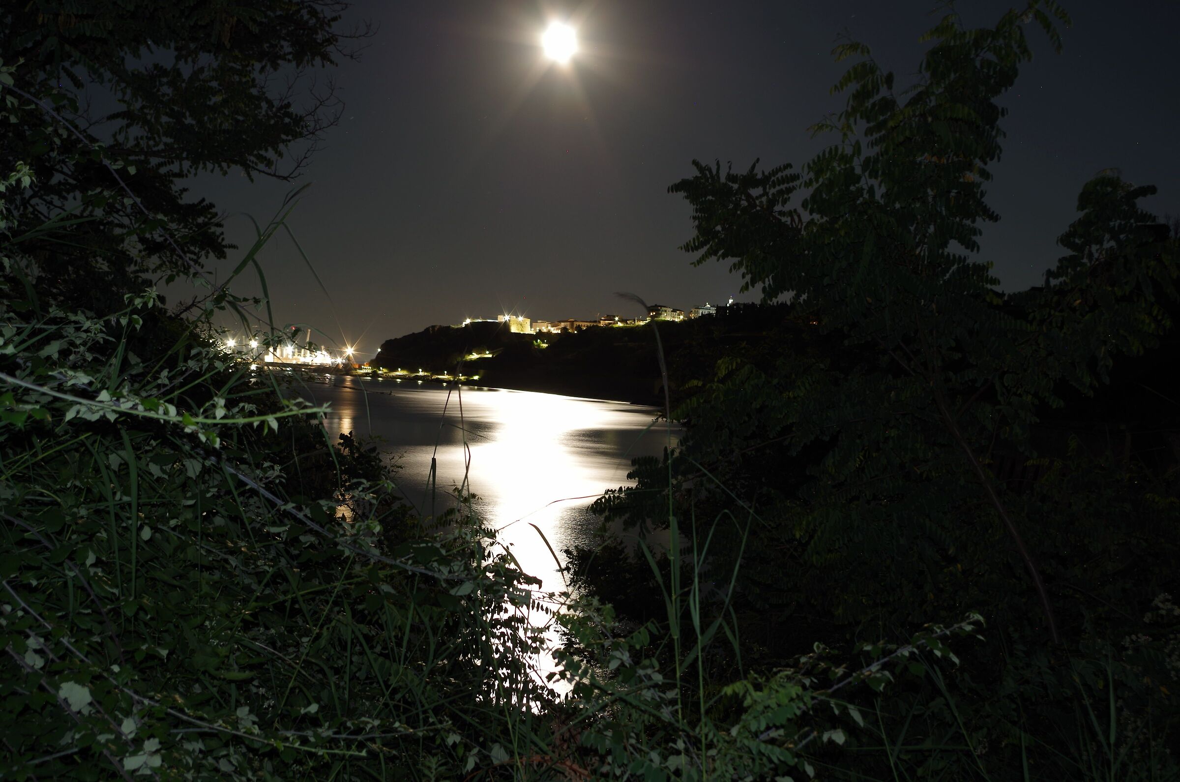 Moon chiaru on Ortona