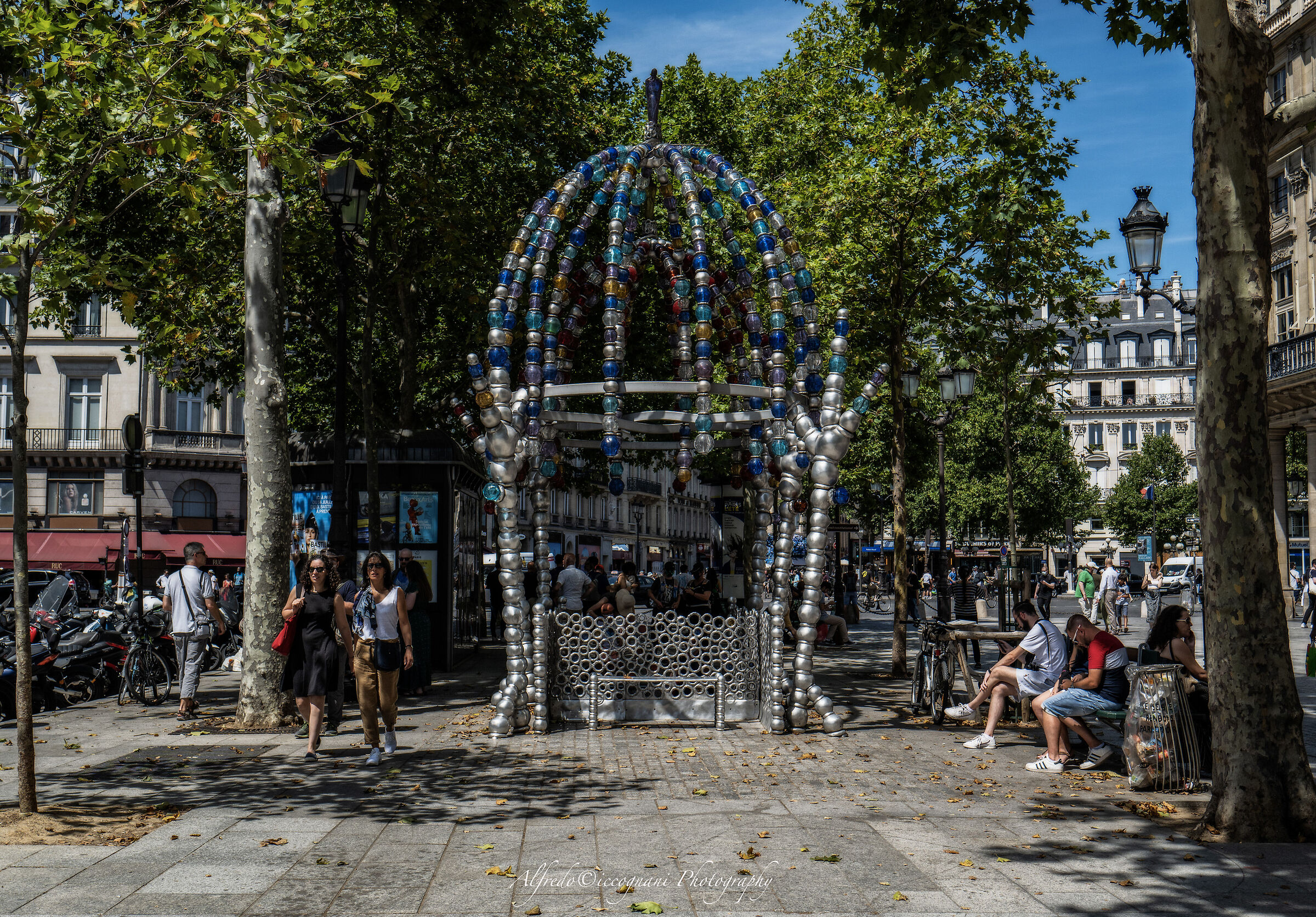 Le Kiosque des Noctambules