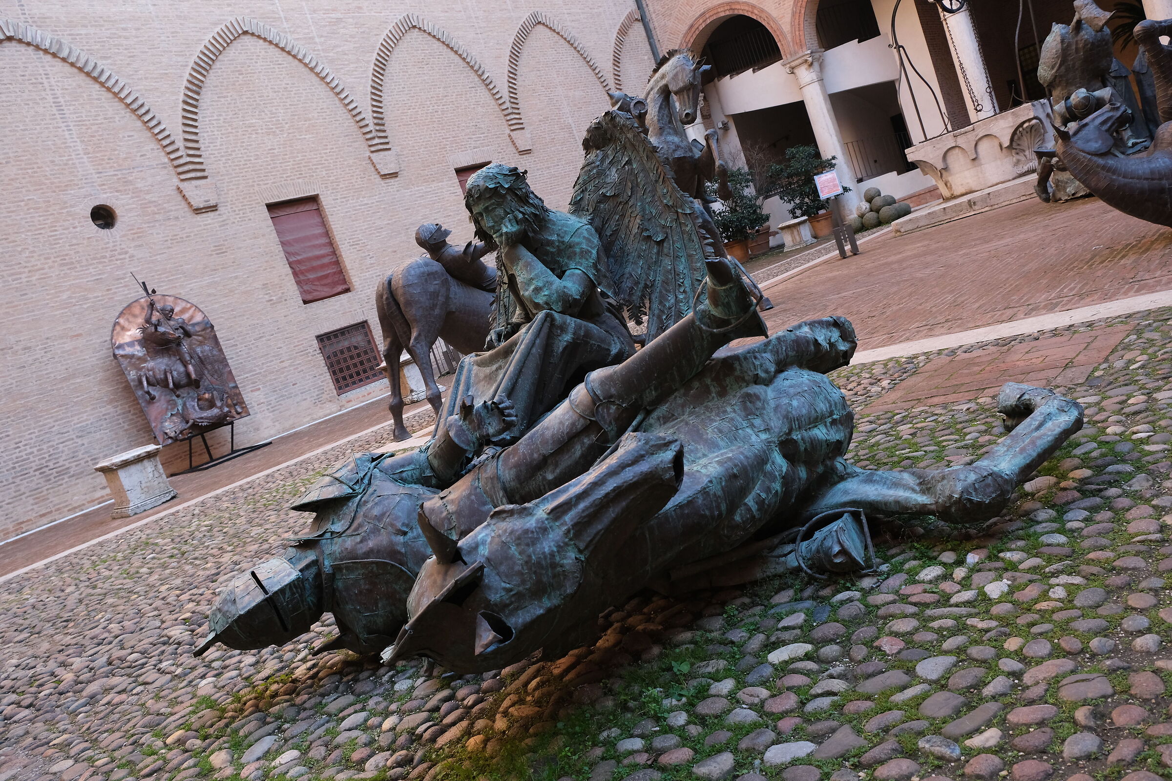 Ferrara statue 2