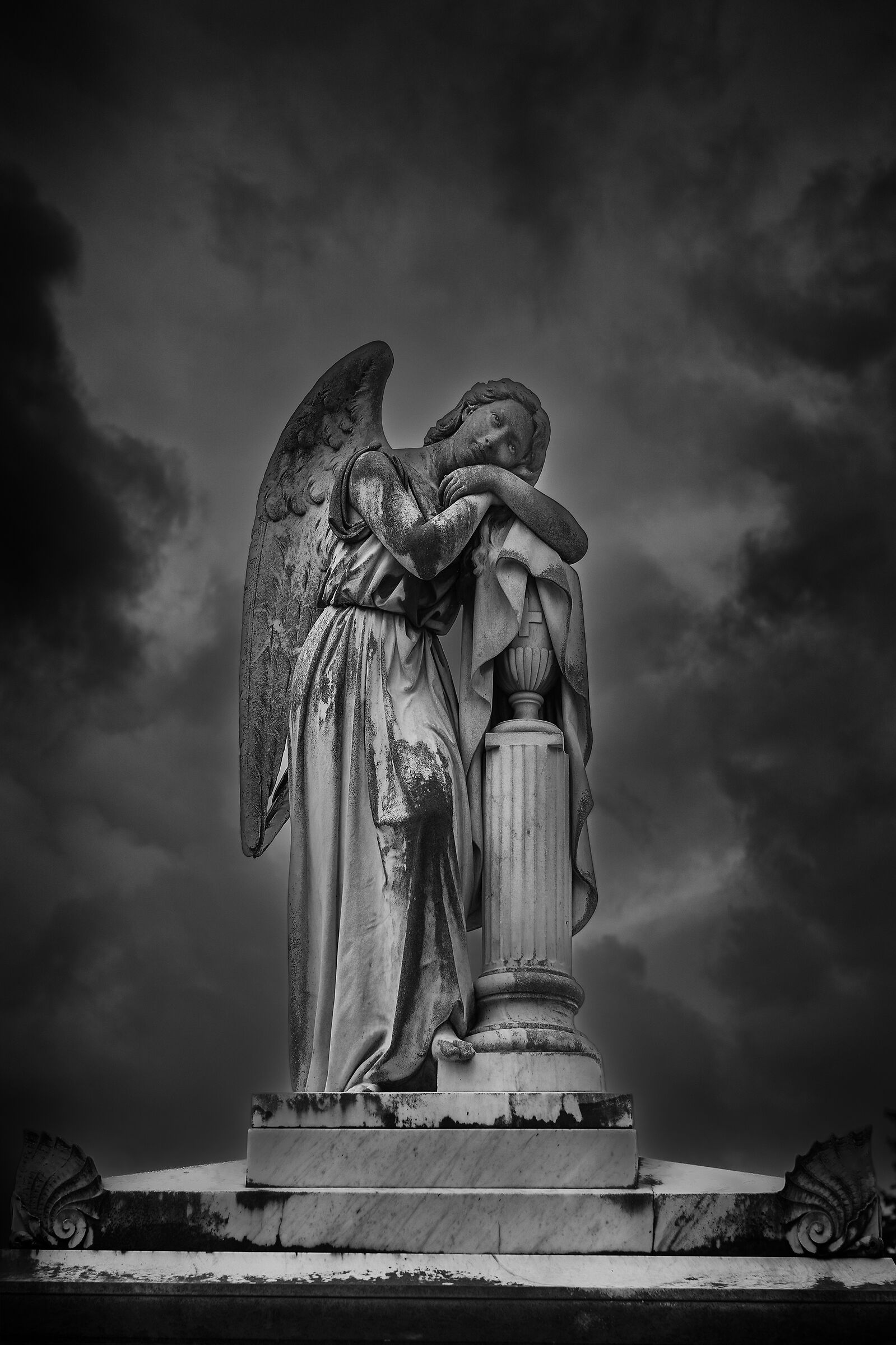 In heaven two new angels