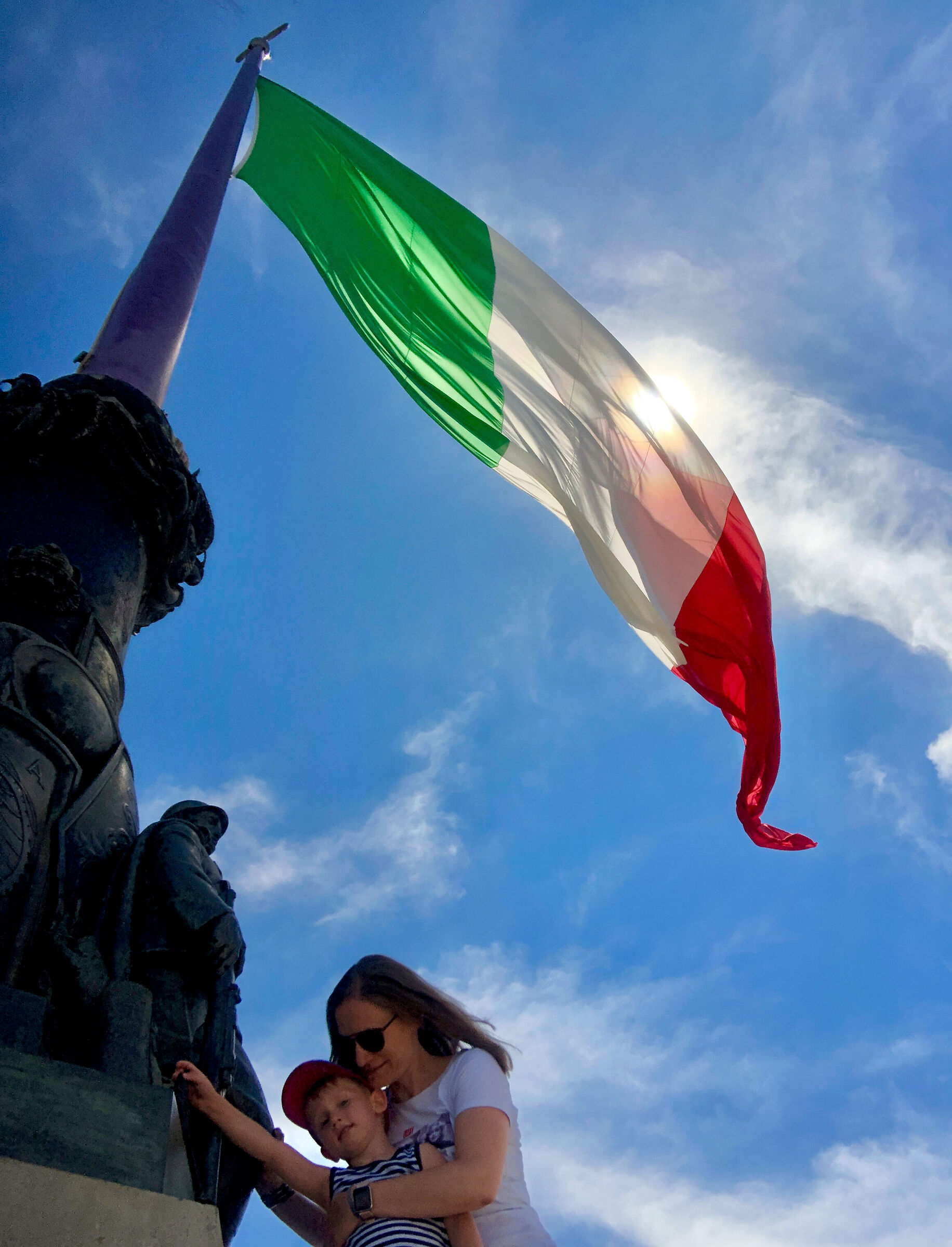 Madre Italia - Trieste, madre e figlio