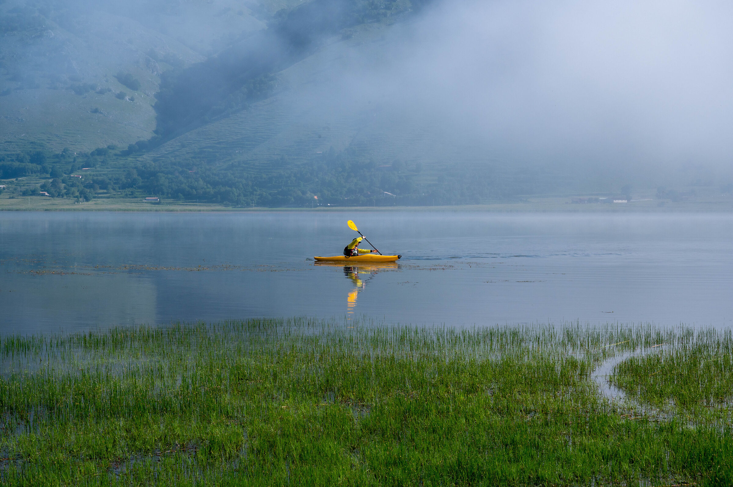 Giro in canoa sul lago Matese