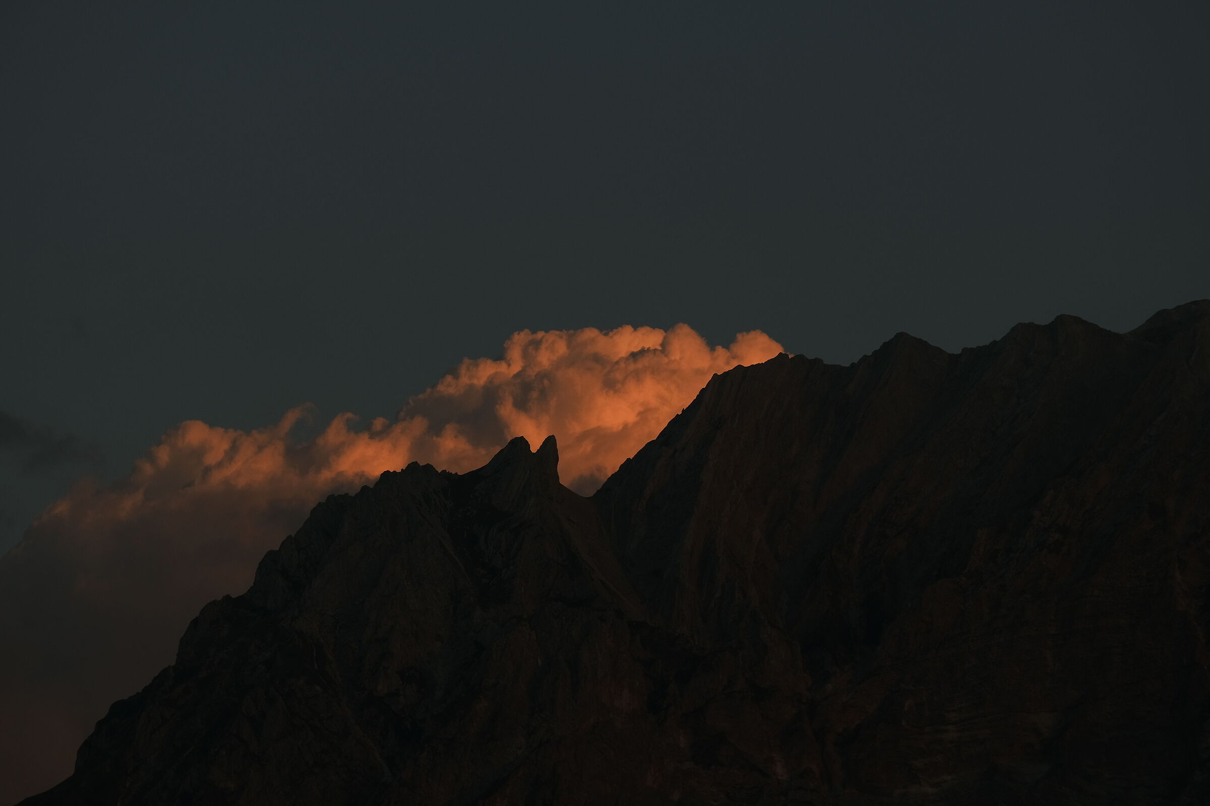 fuoco sul Gran Sasso