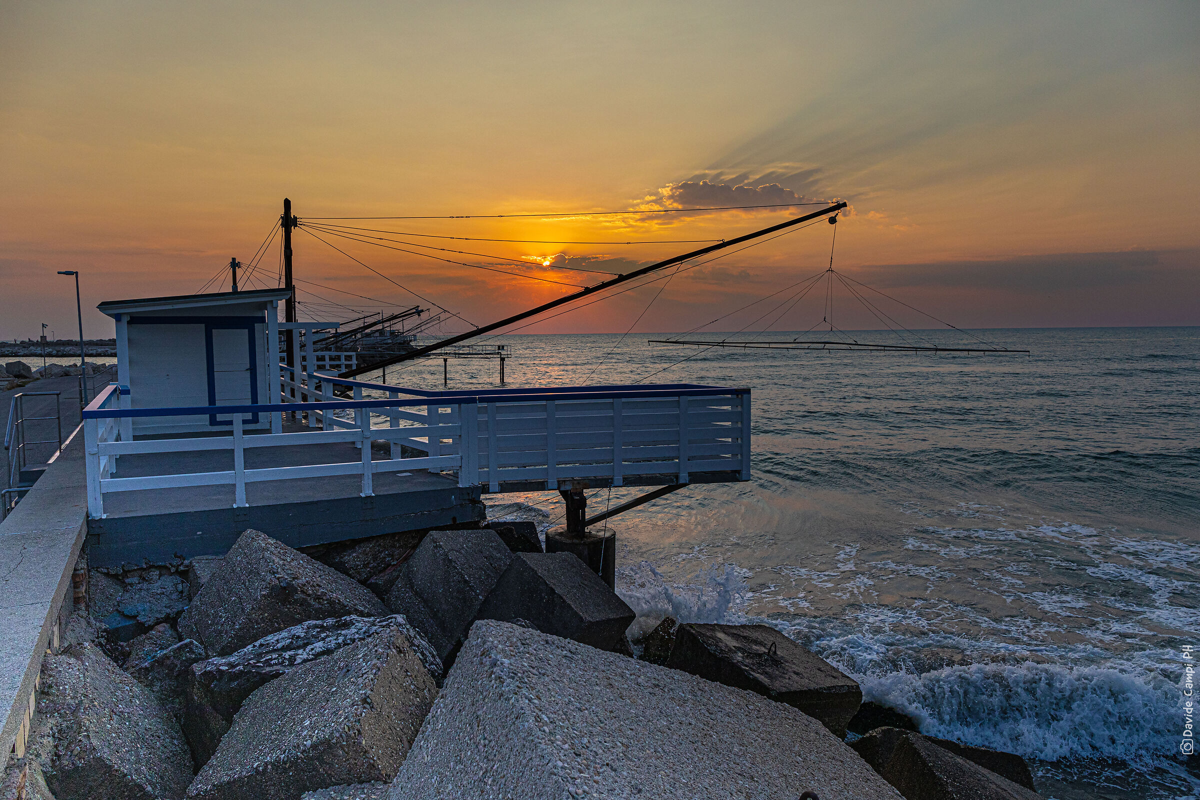 Trabucco all'alba