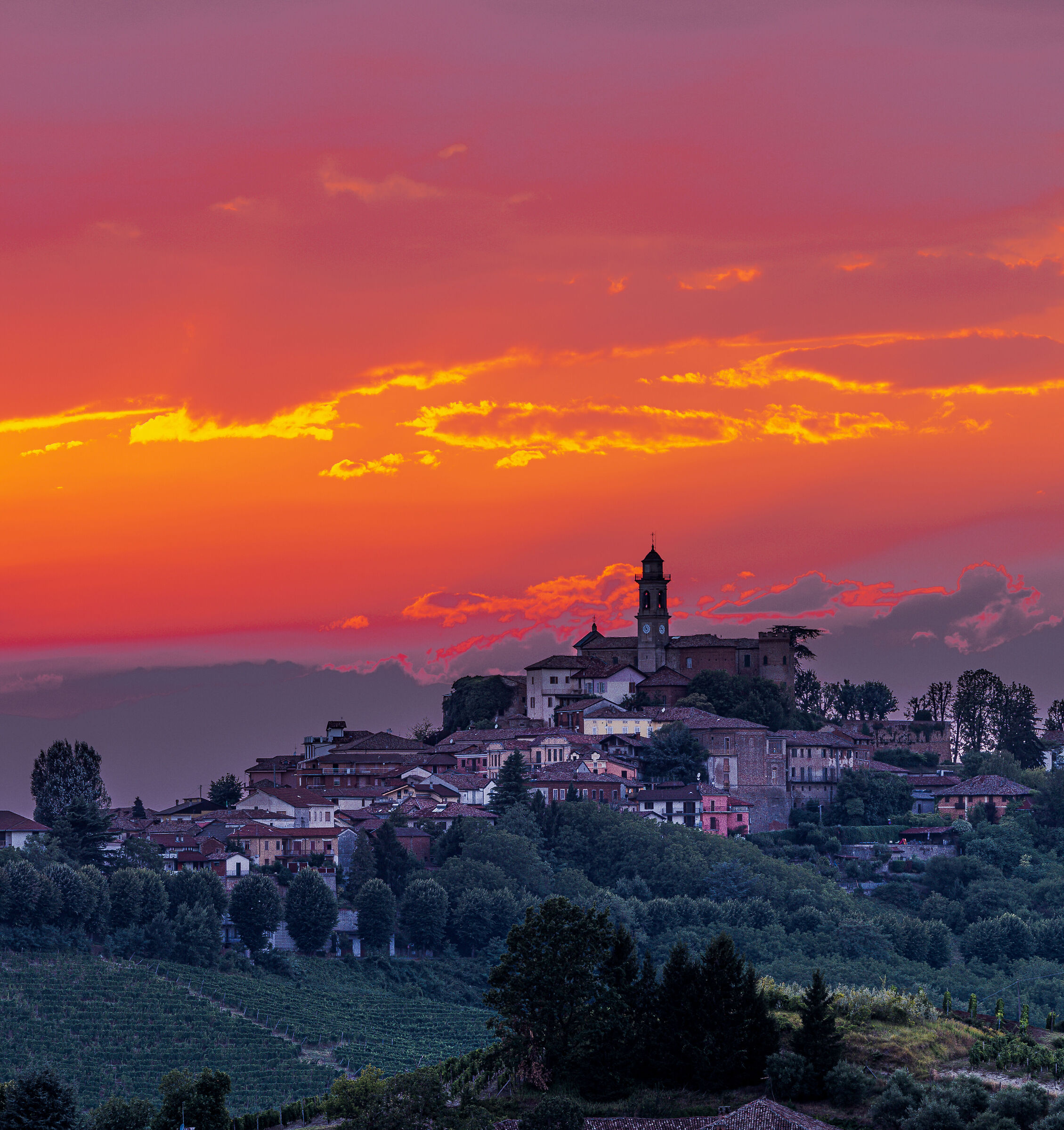 Landscapes Piedmont Sunsets , Calosso
