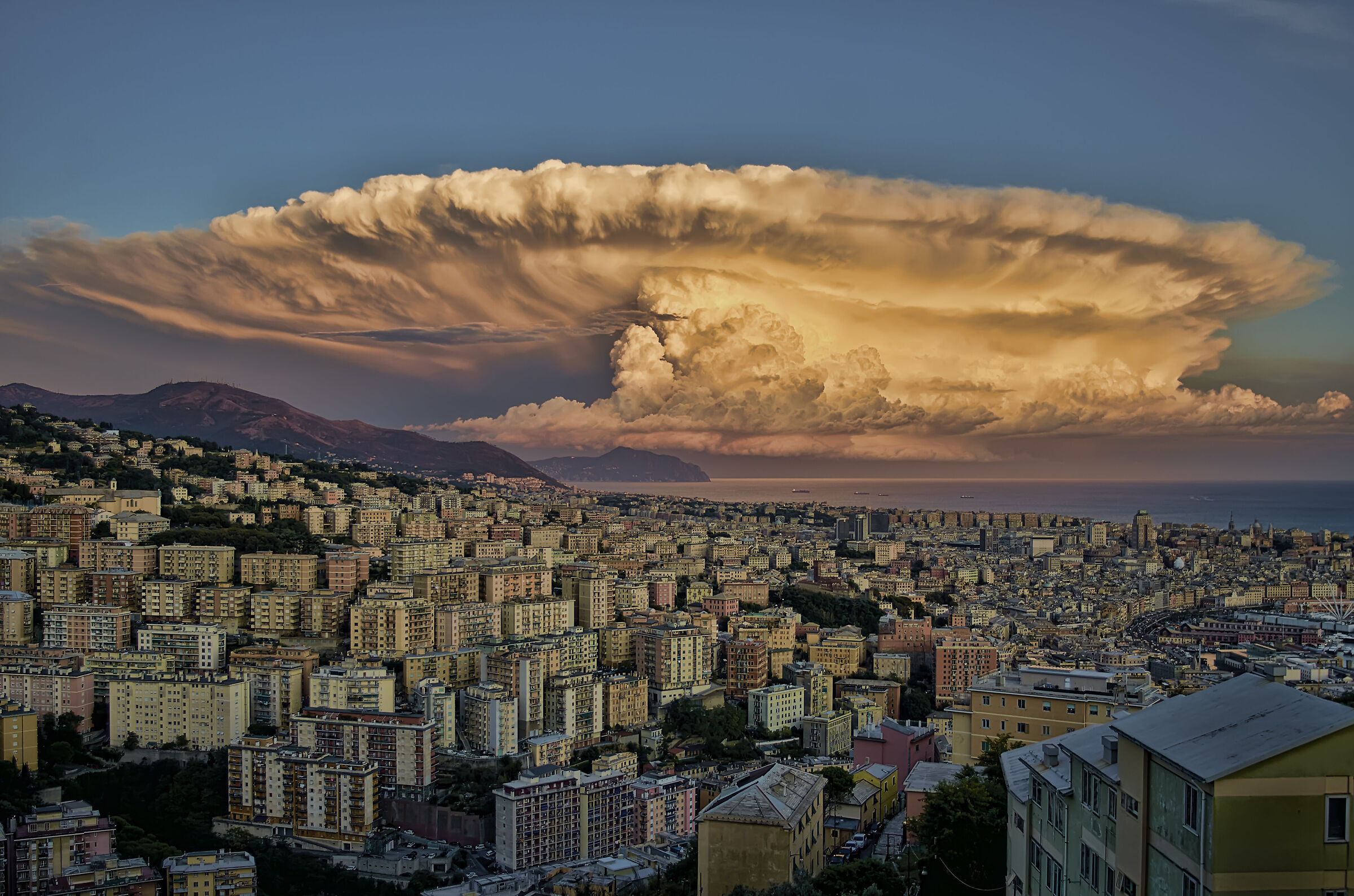 Atomic mushroom?