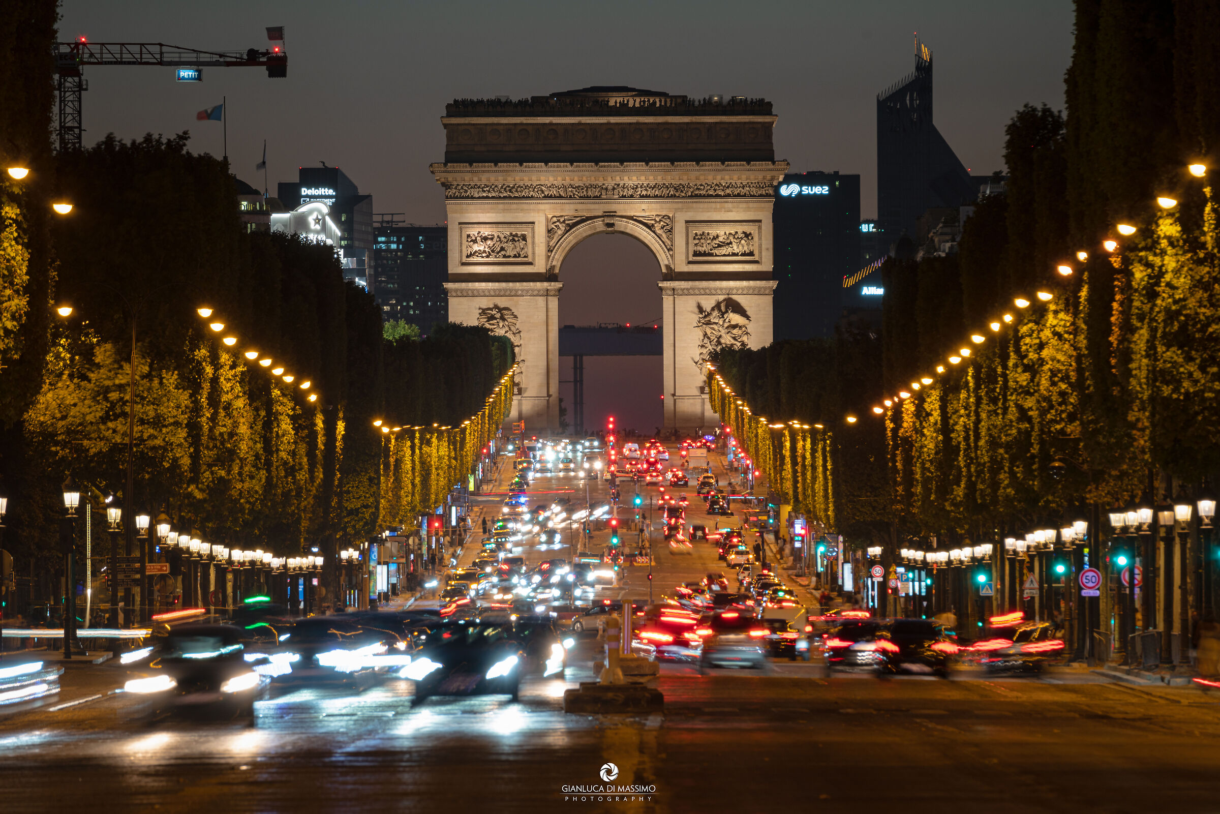 Arc De Triomphe