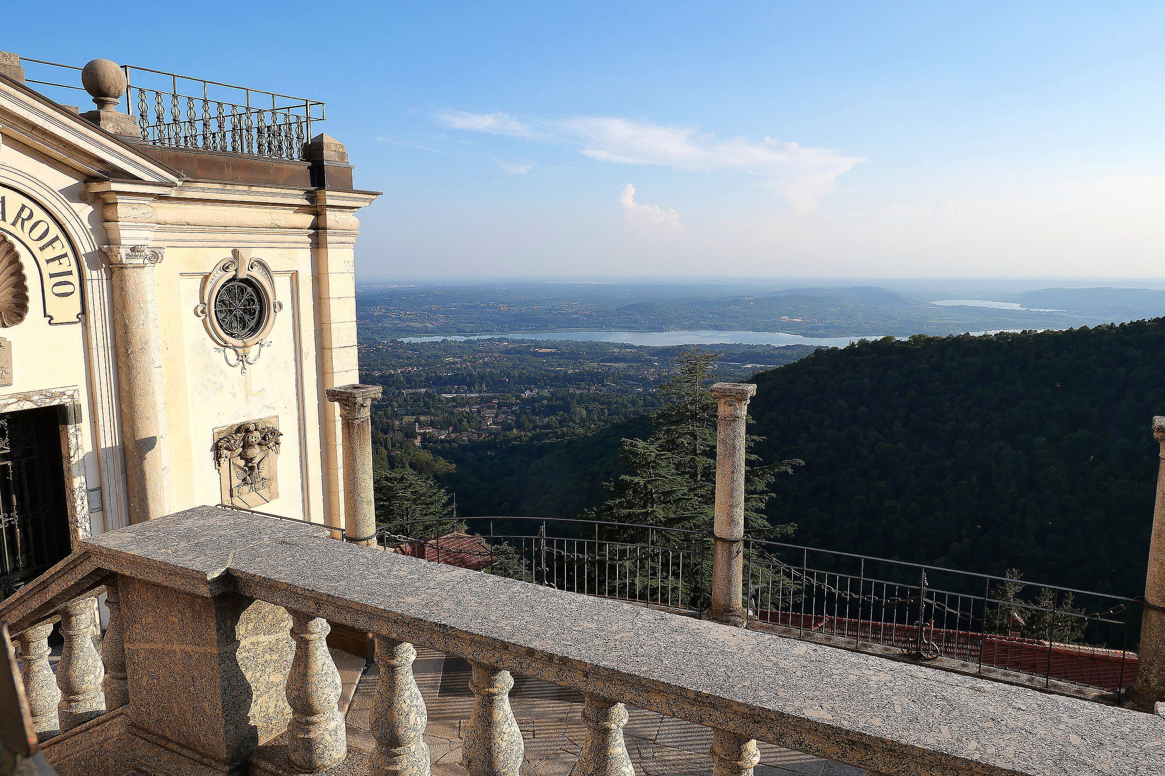 Lake Varese dalSacro Monte