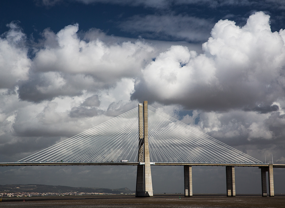 bridge Vasco de Gama.Lisbona